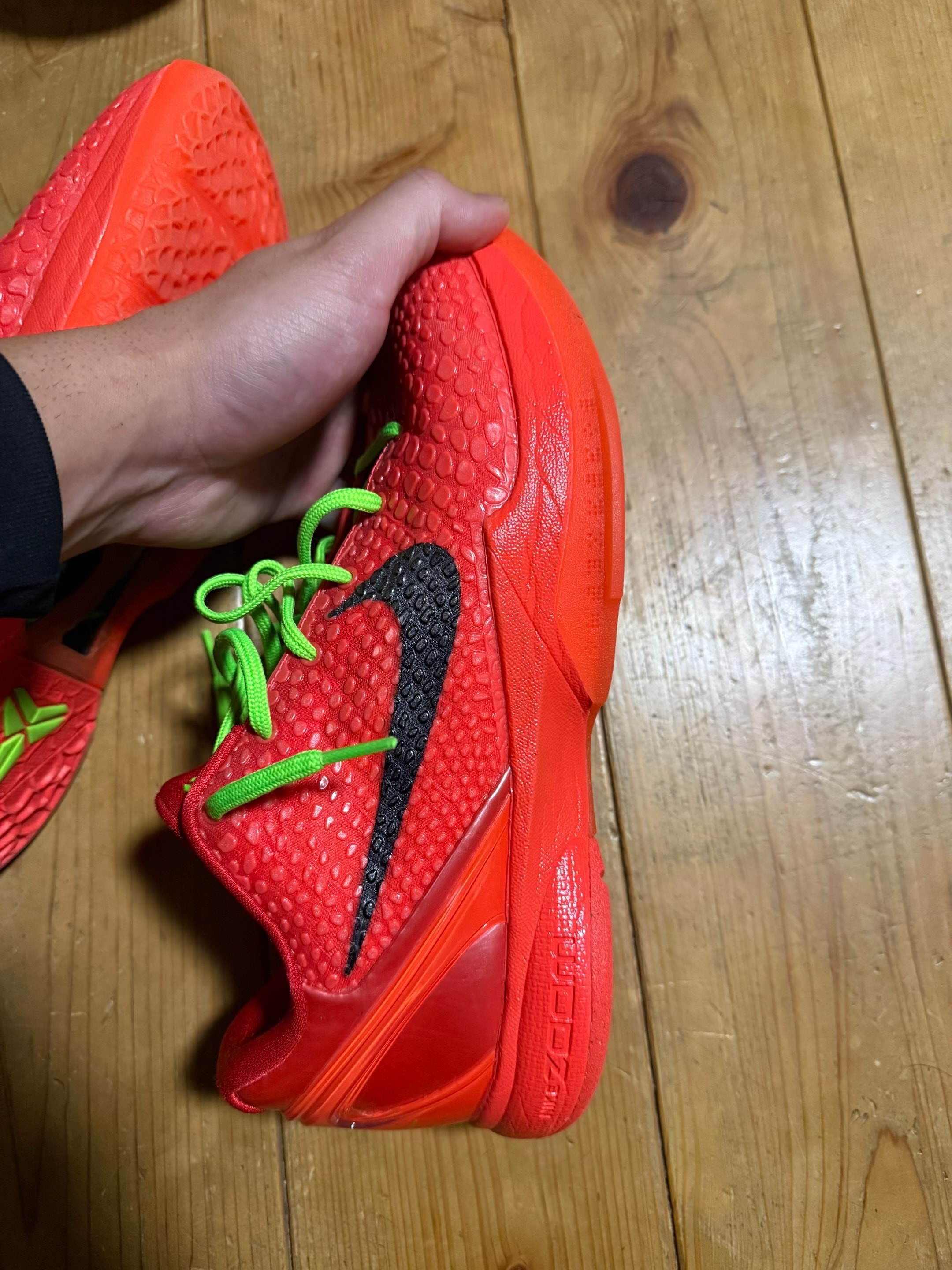 ナイキ コービー6 プロトロ "リバース グリンチ"