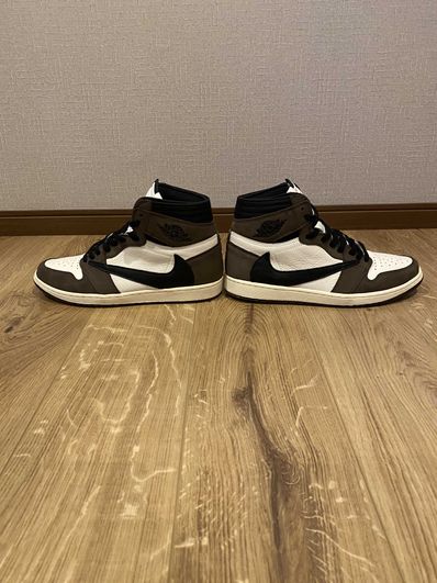 Travis Scott × Nike Air Jordan 1 Retro High OG TS SP "Sail/Dark Mocha"