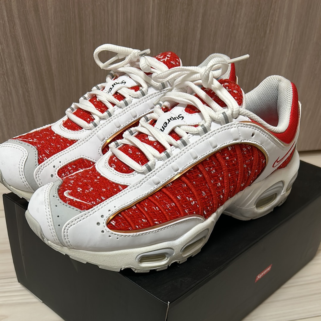 Supreme × Nike Air Max Tailwind 4 "Red"