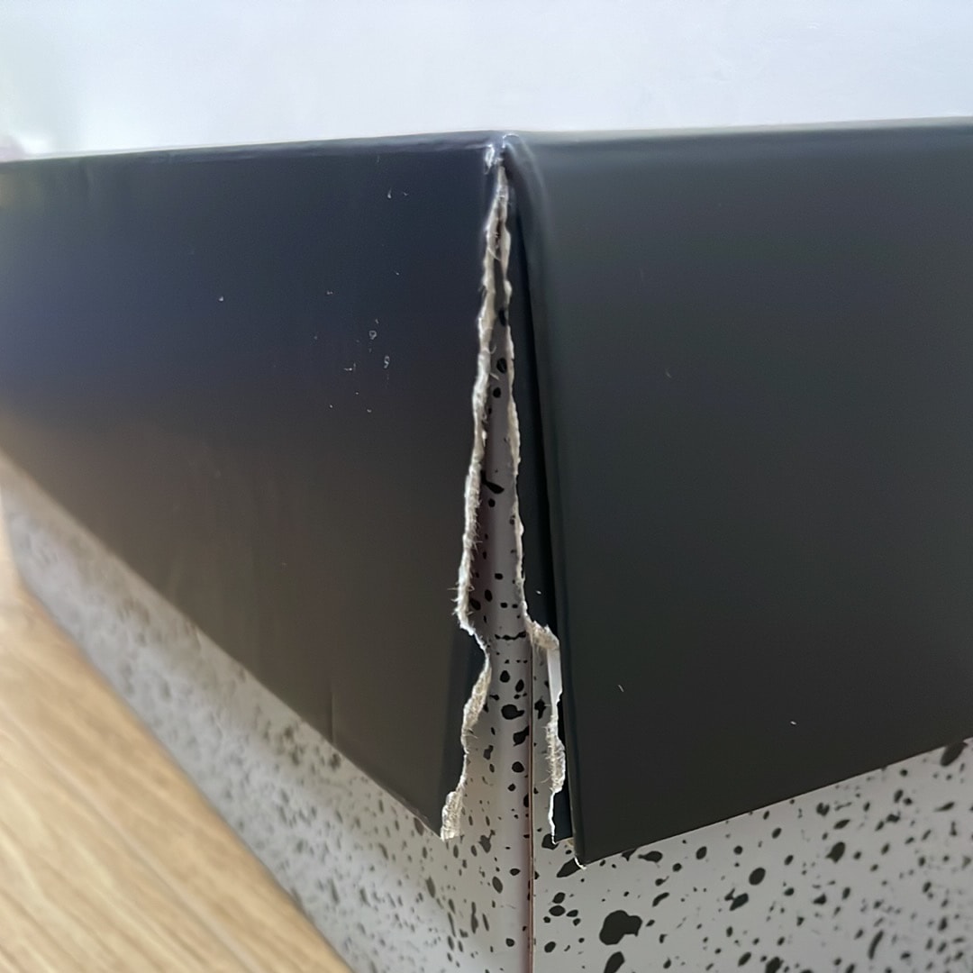 Nike Air Jordan 4 "Red Thunder/Crimson"