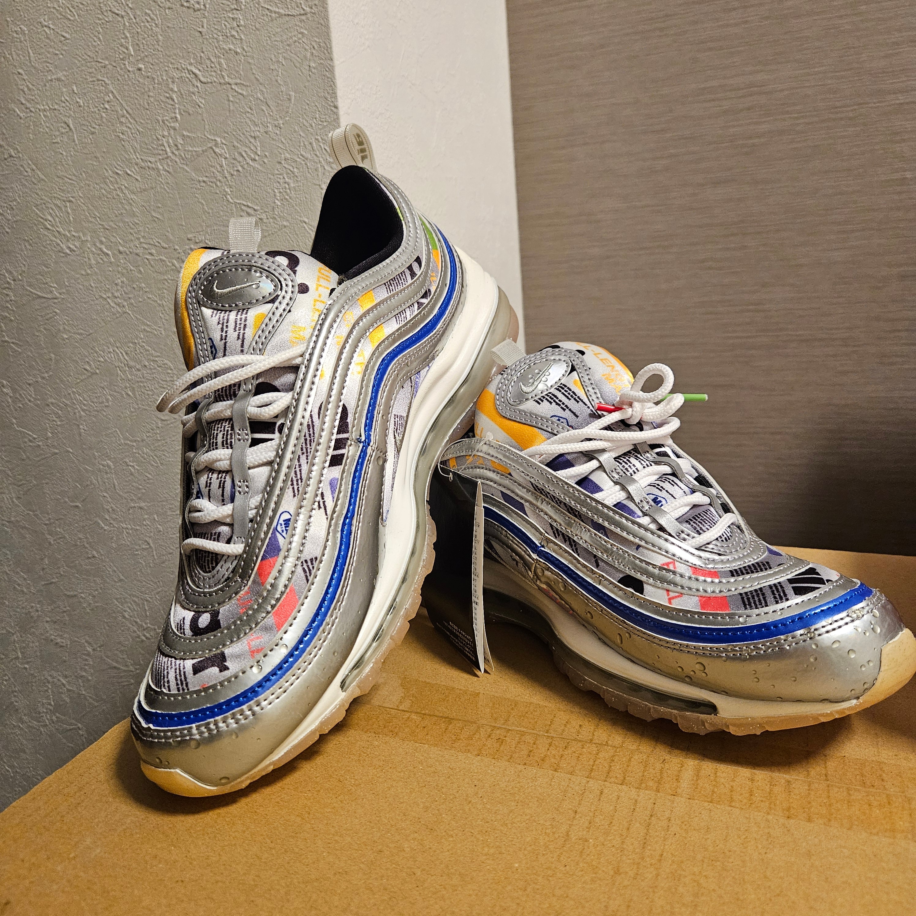 ナイキ エアマックス 97 SE "スウッシュマート/エネルギーゼリー" 