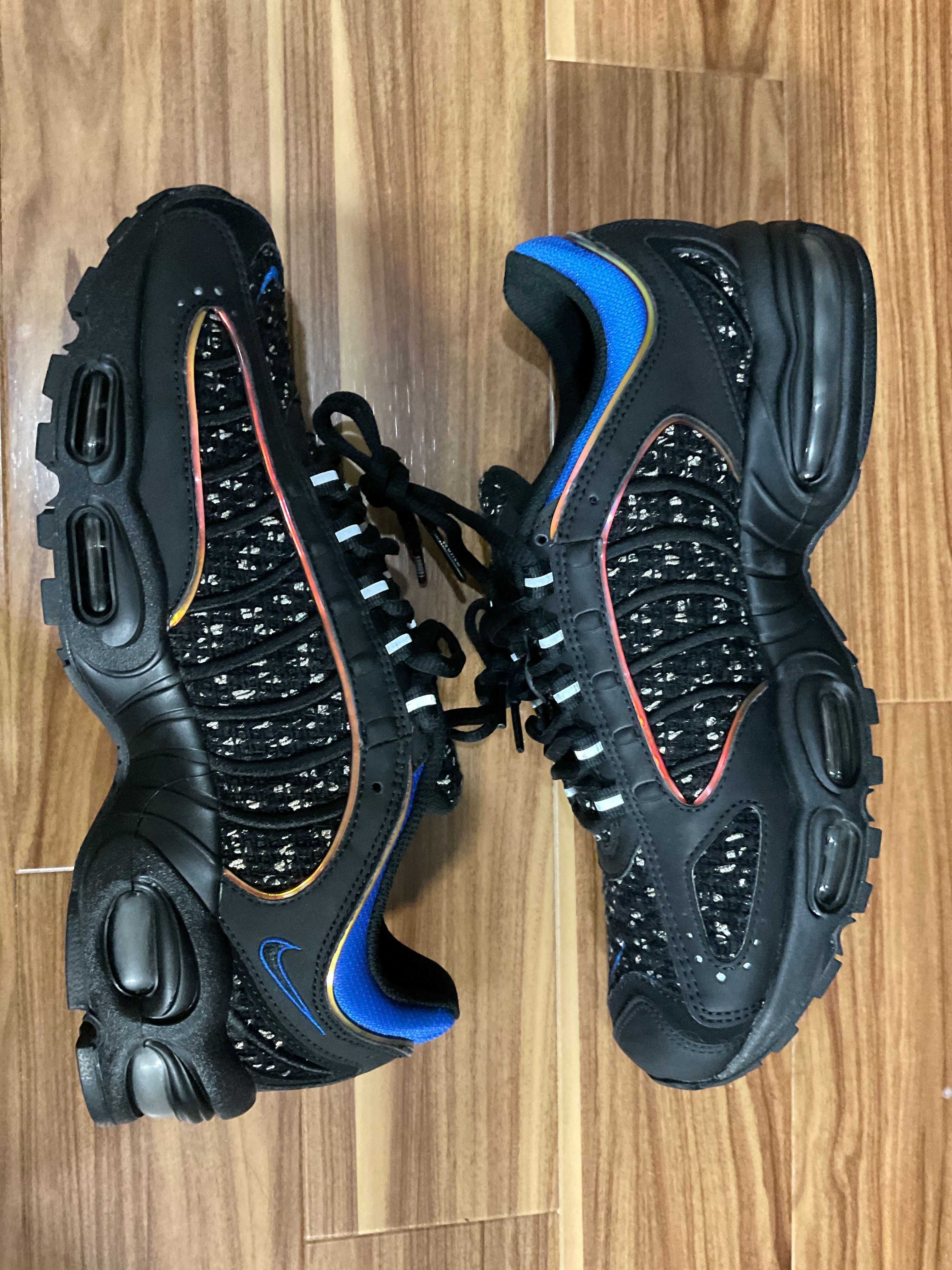 Supreme × Nike Air Max Tailwind 4 "Black"