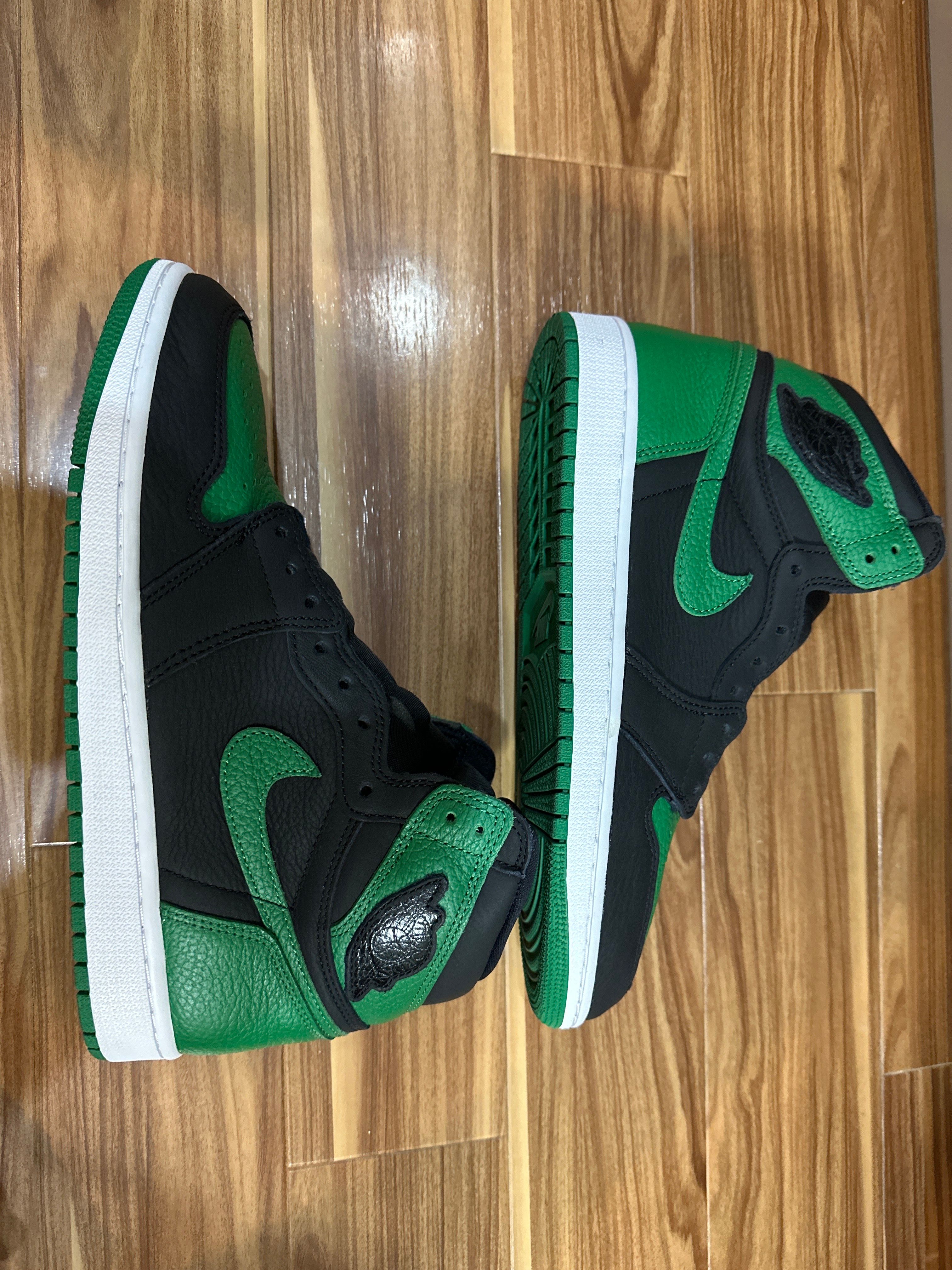 Nike Air Jordan 1 Retro High OG "Black/Pine Green" (2020)