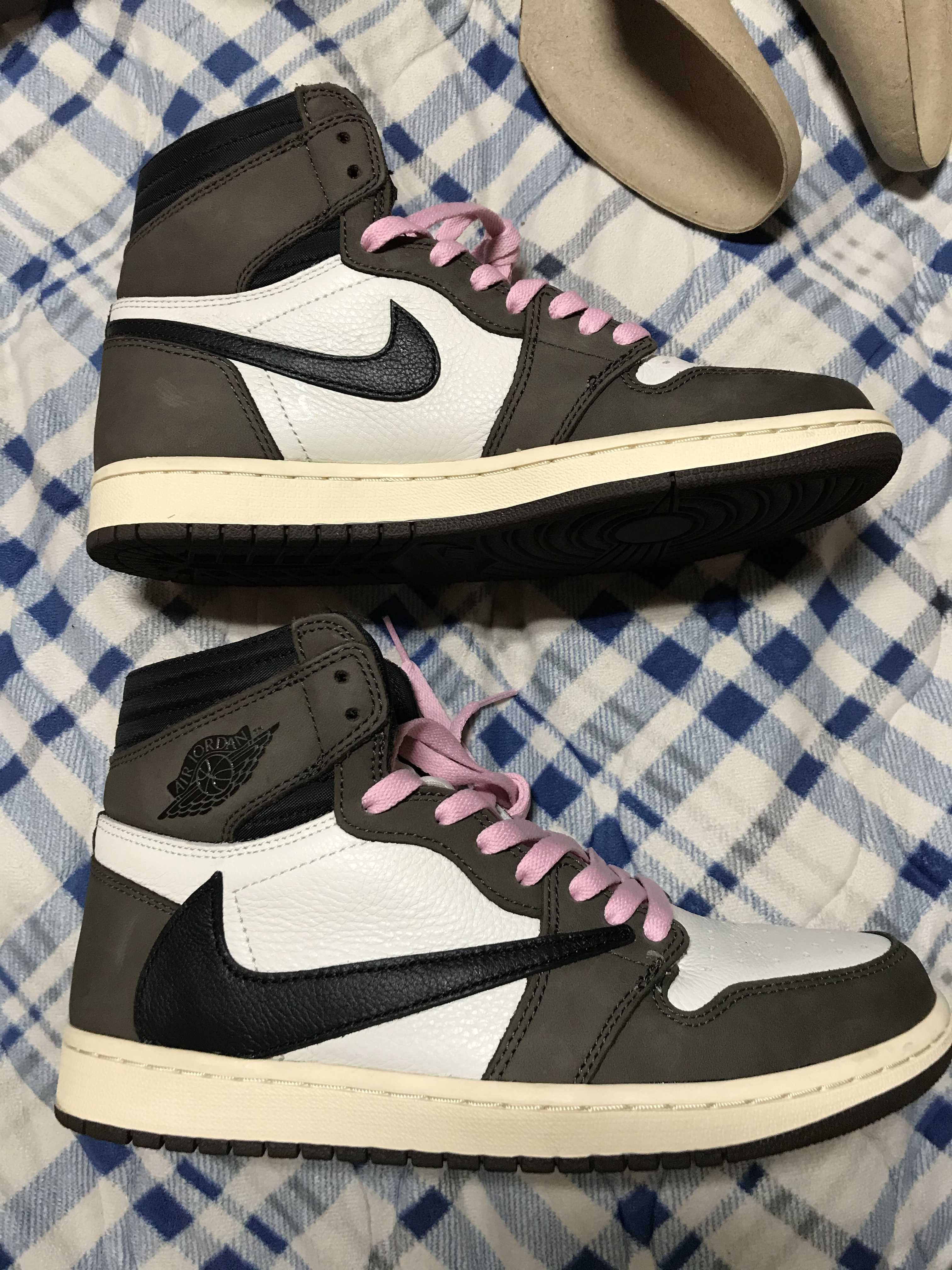 Travis Scott × Nike Air Jordan 1 Retro High OG TS SP "Sail/Dark Mocha"