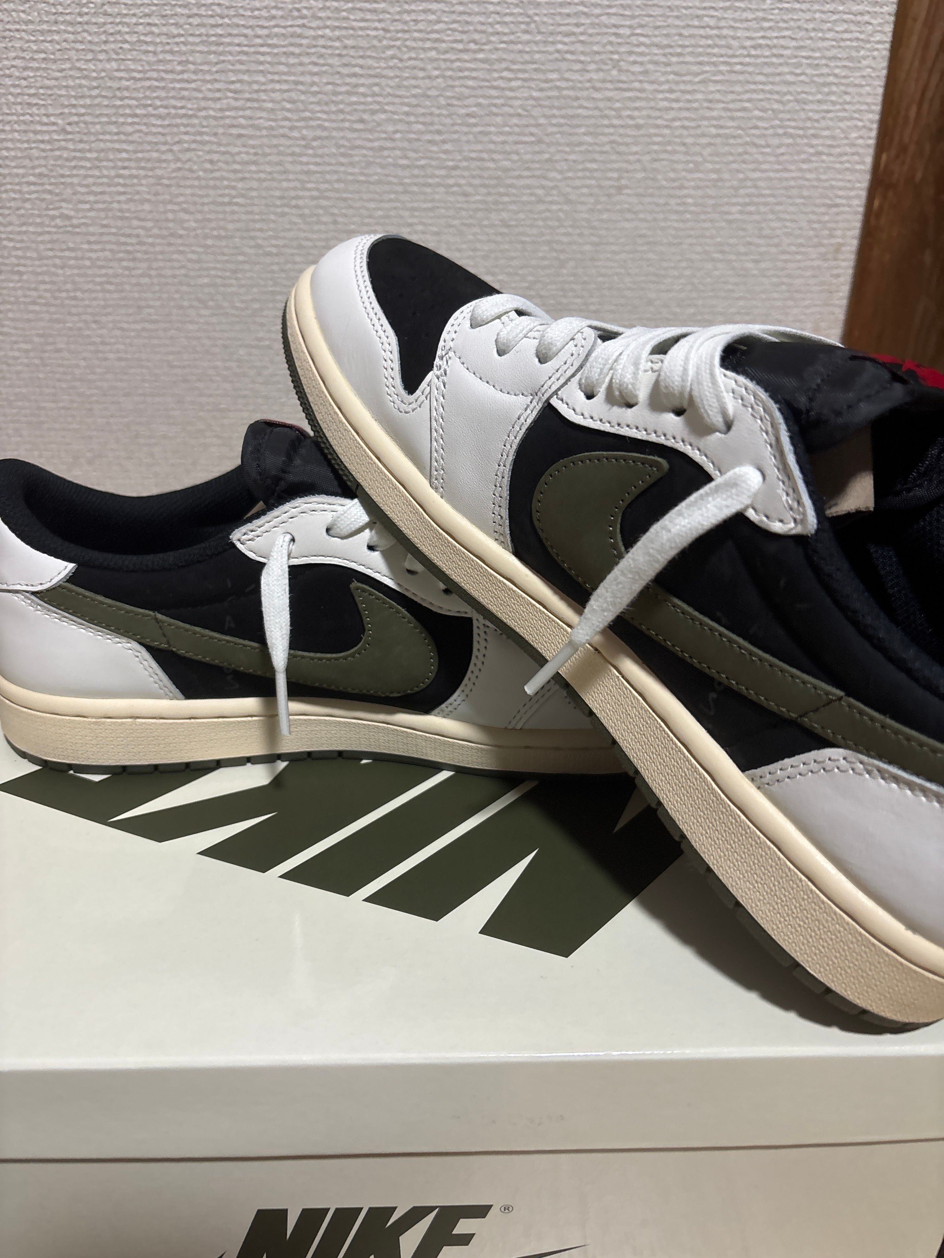 Travis Scott × Nike Women's Air Jordan 1 Low OG "Medium Olive"