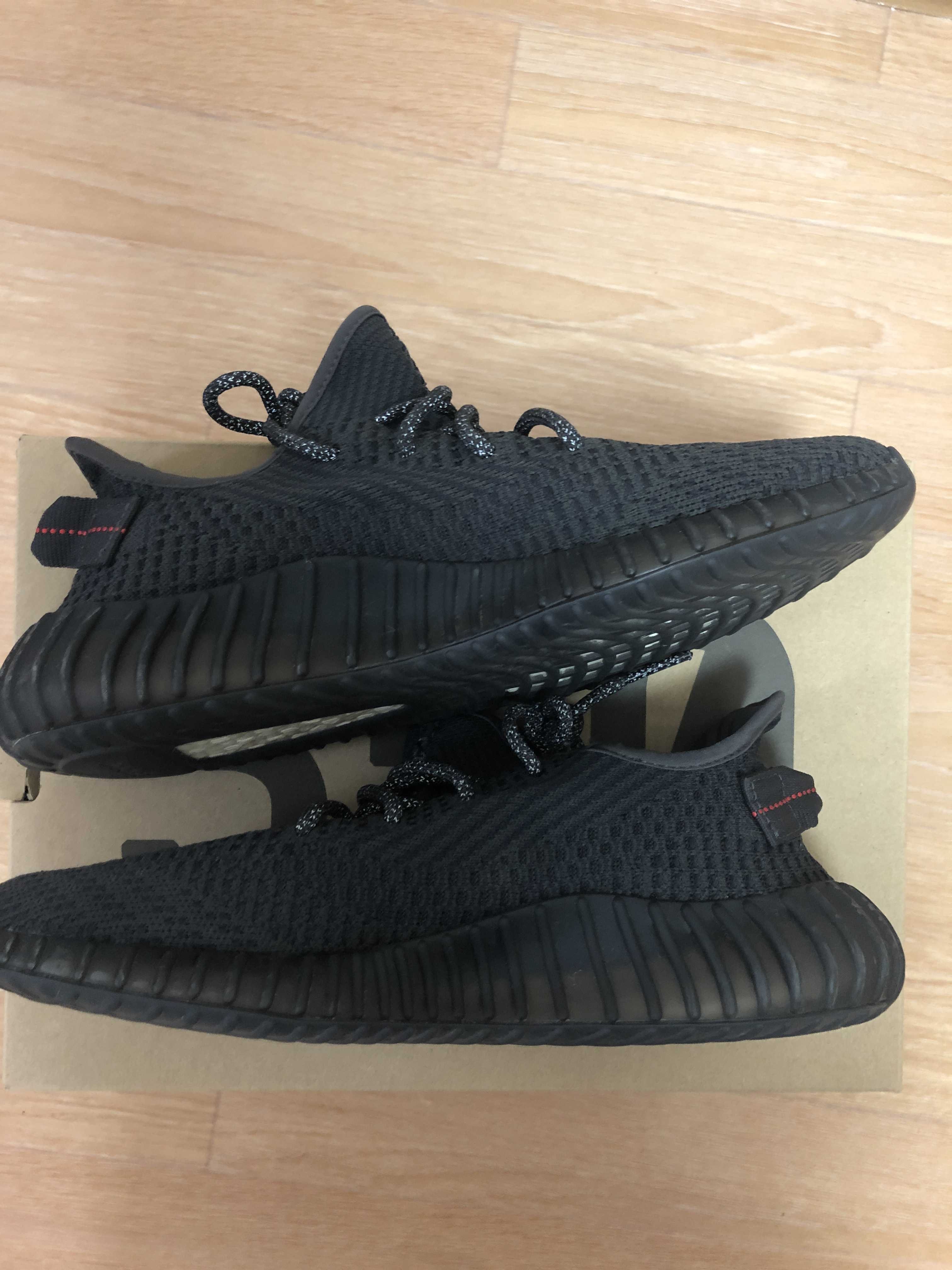 adidas YEEZY Boost 350 V2 "Black"