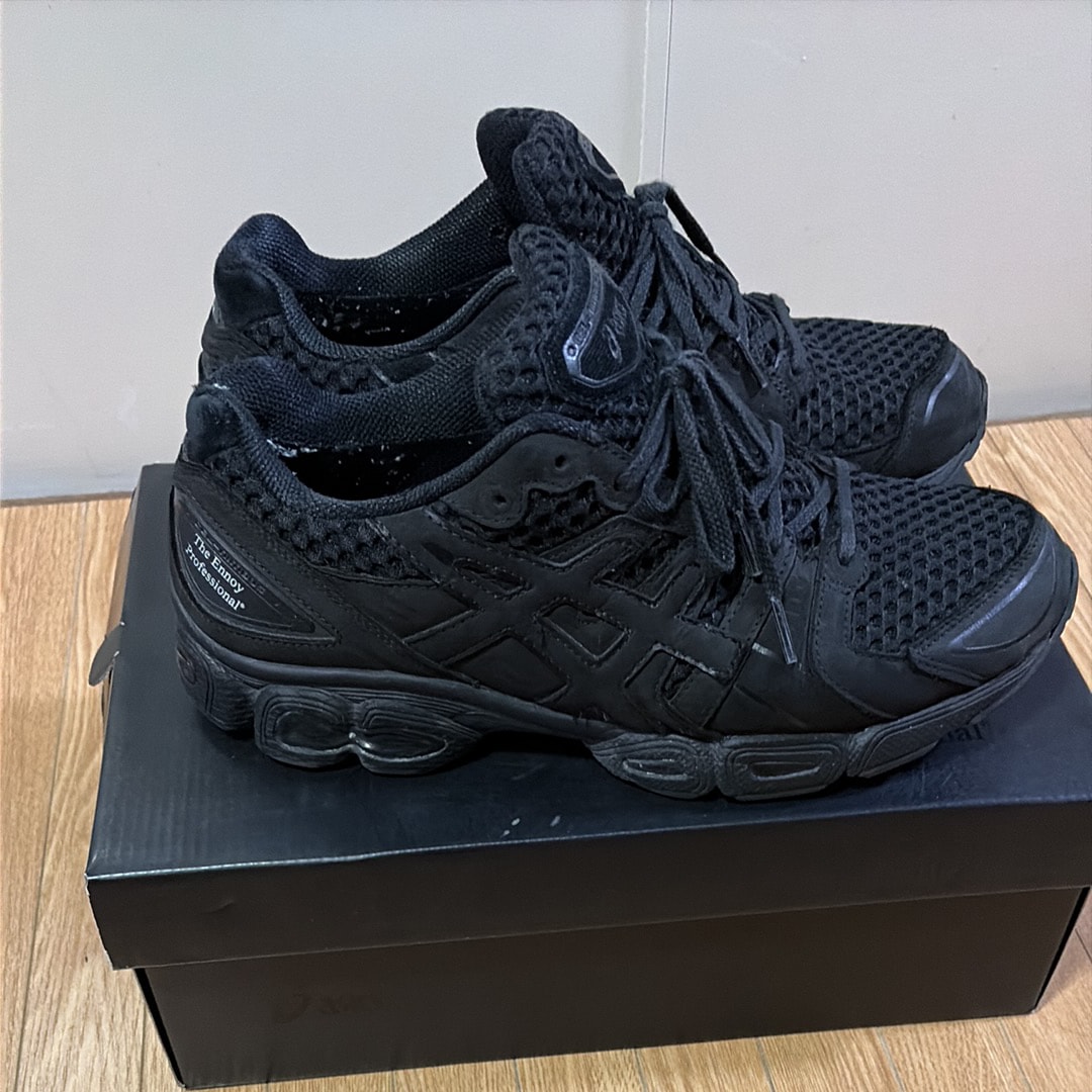 ENNOY × Stylistshibutsu × Asics Gel-Nimbus 9 GORE-TEX "Triple Black"