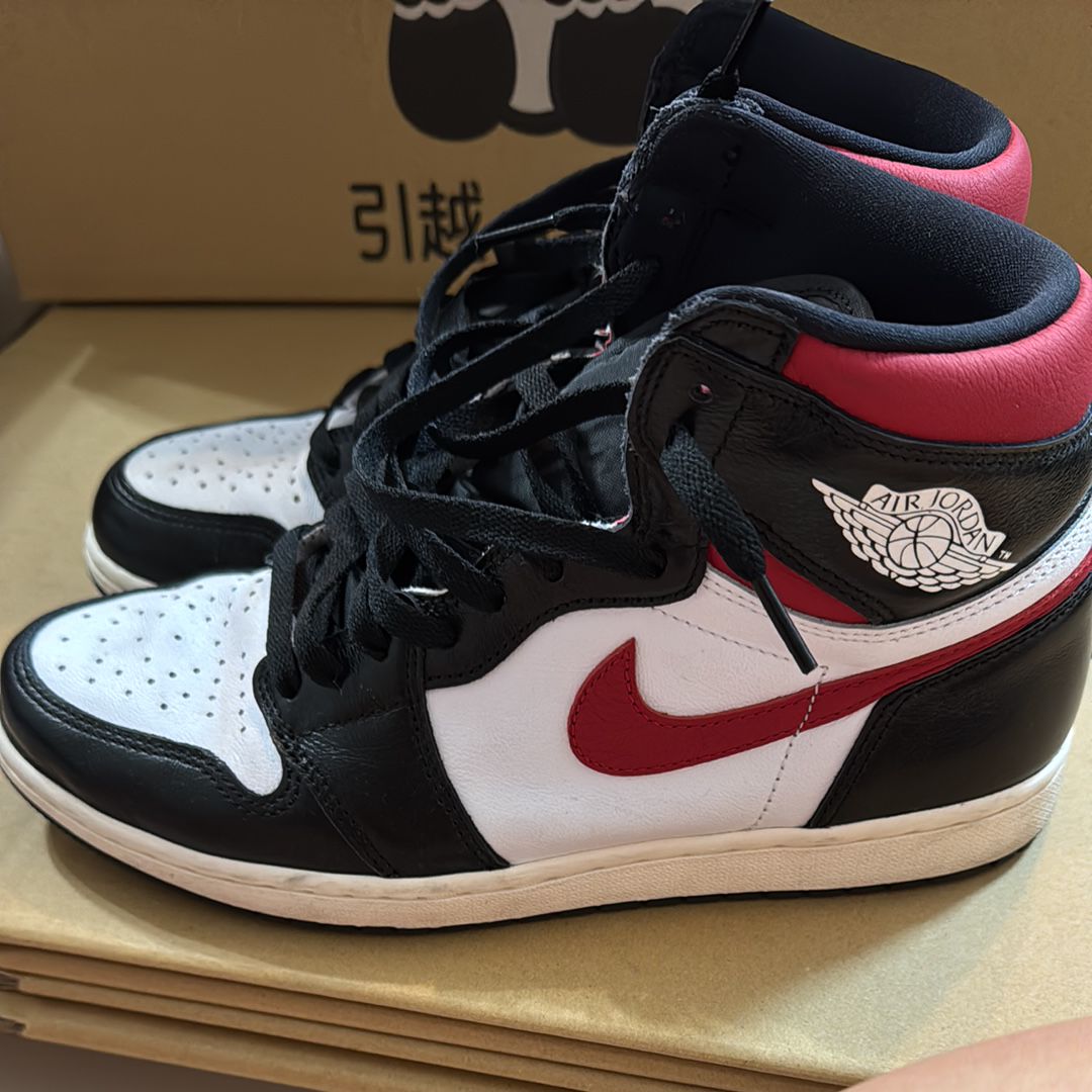 Nike Air Jordan 1 Retro High "Black/White/Sail/Gym Red"
