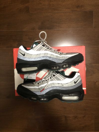 Nike Air Max 95 SE "Day of the Dead"