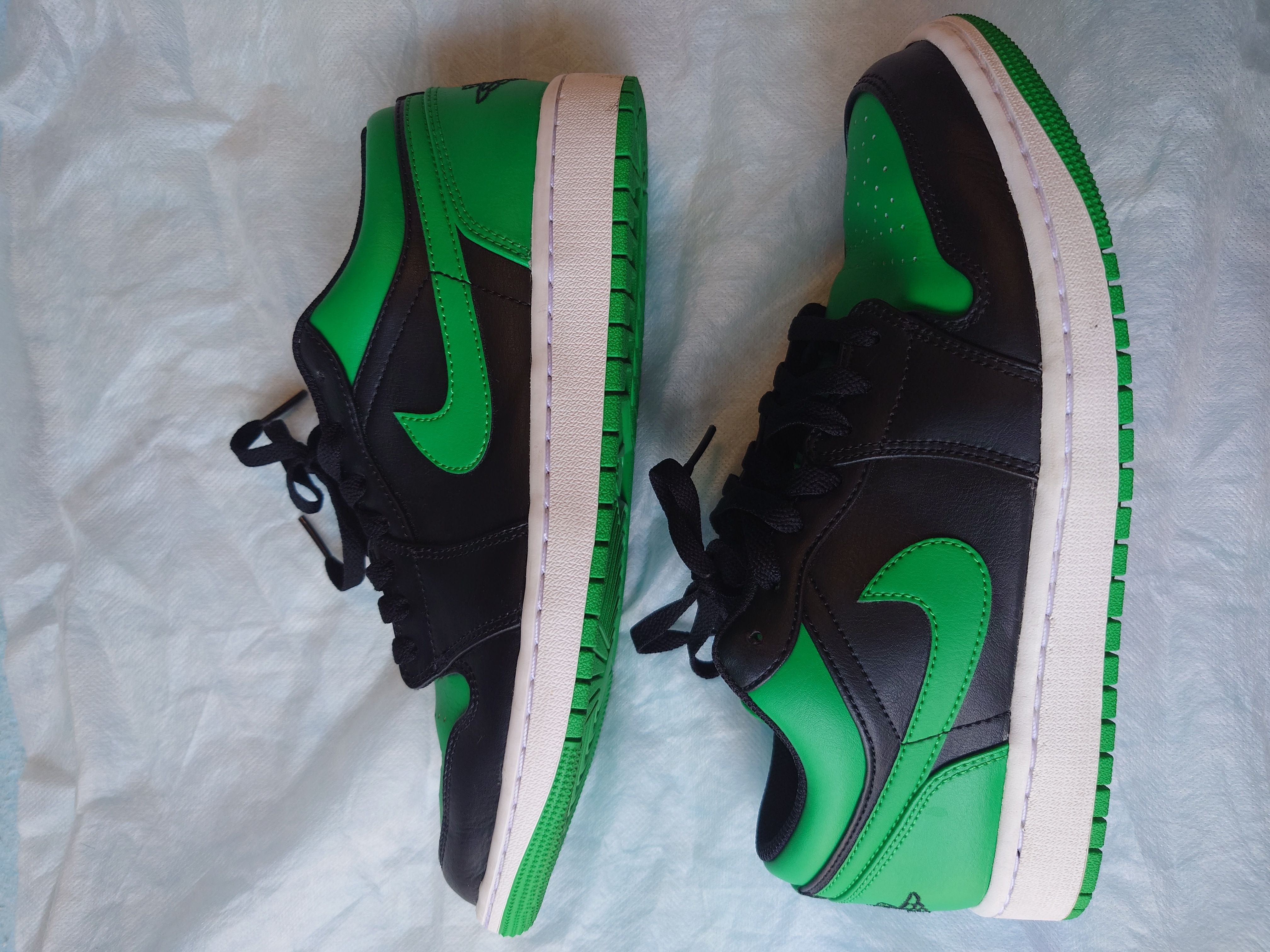 Nike Air Jordan 1 Low "Lucky Green"