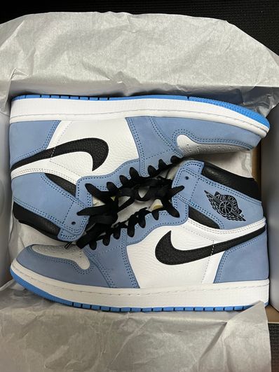 Nike Air Jordan 1 High OG "University Blue"