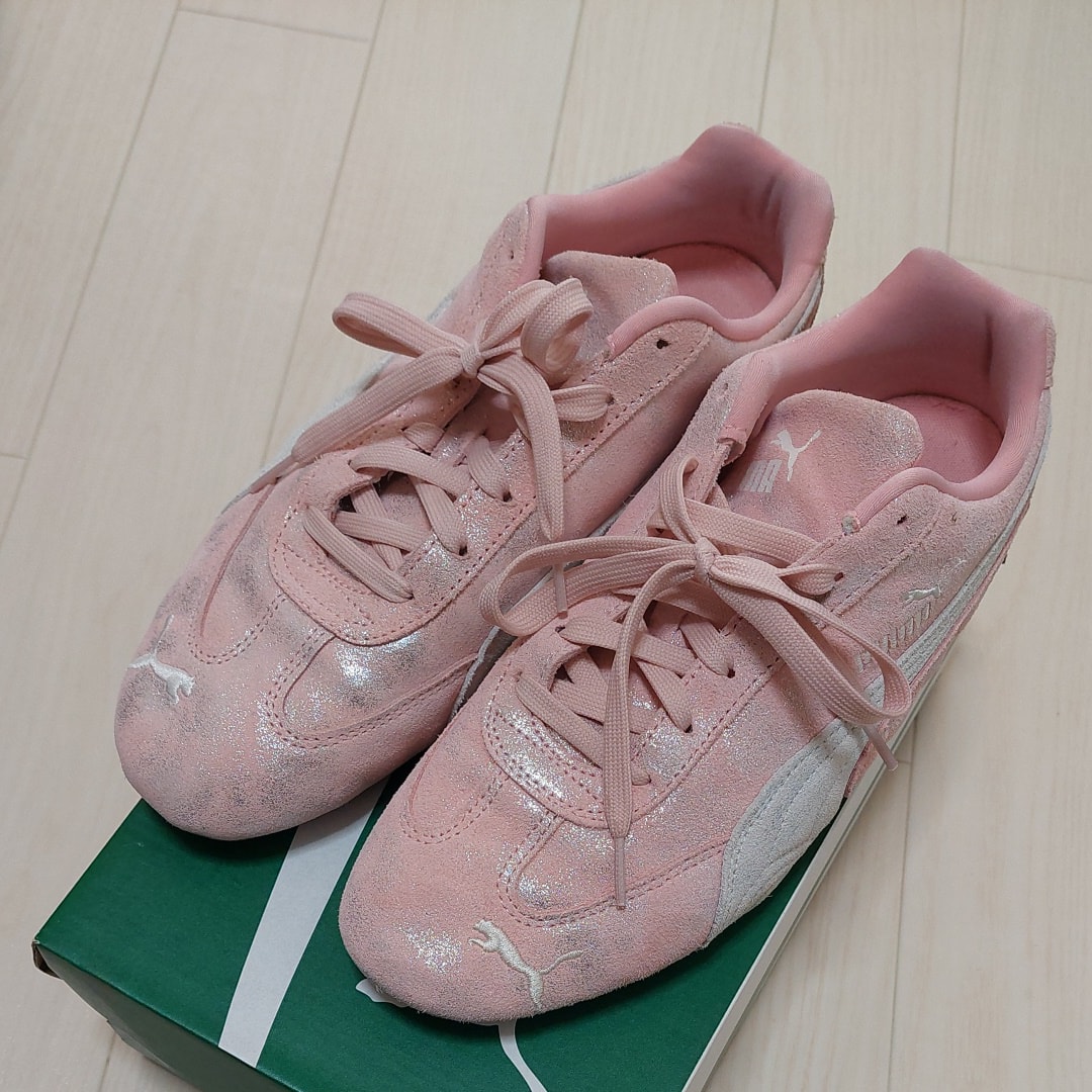 アトモスピンク エクスクルーシブ プーマ スピードキャット OG "フォーミュラピンク"