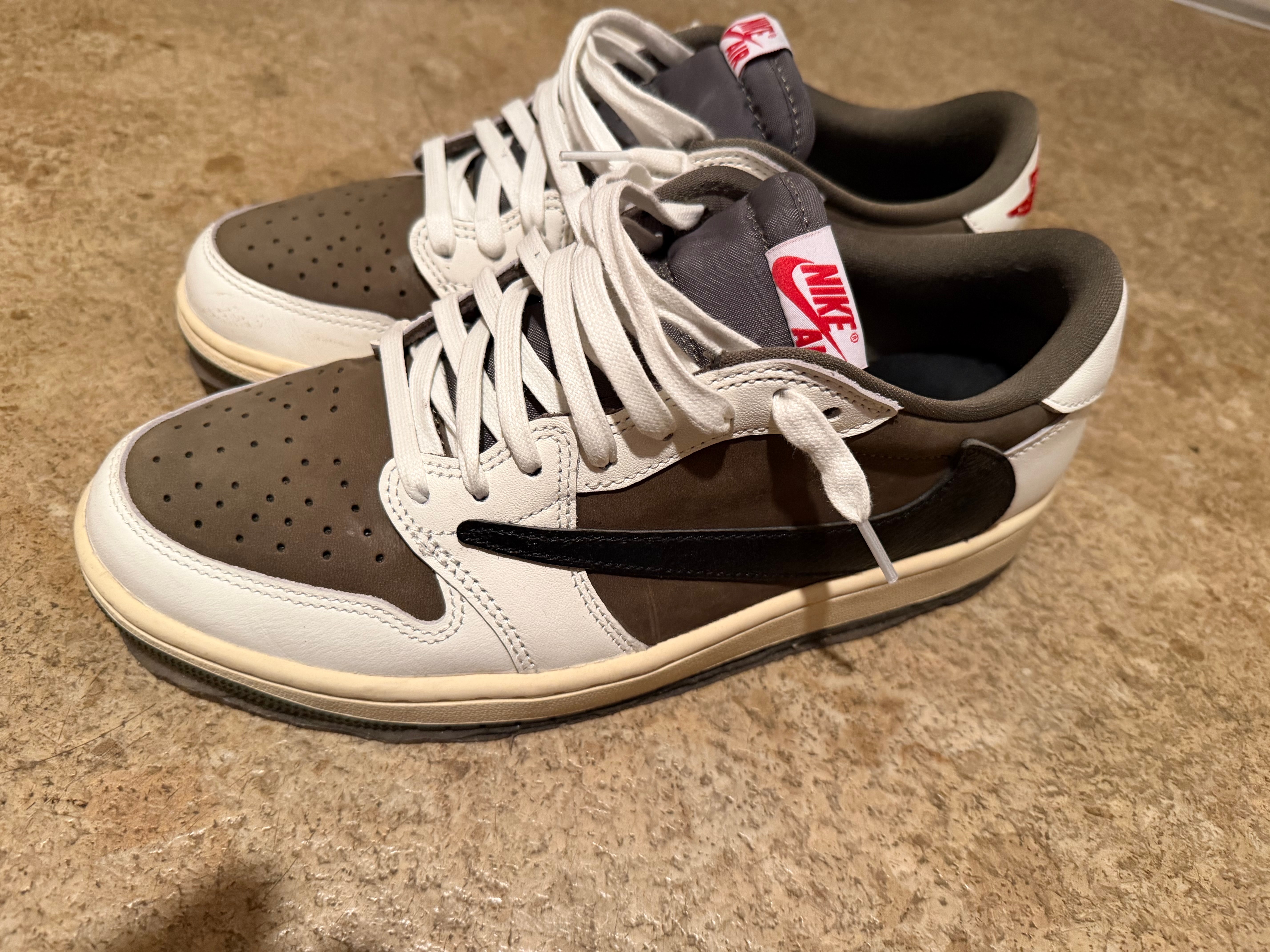 Travis Scott × Nike Air Jordan 1 Low OG SP "Reverse Olive"