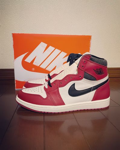 Nike Air Jordan 1 High OG "Lost & Found/Chicago"
