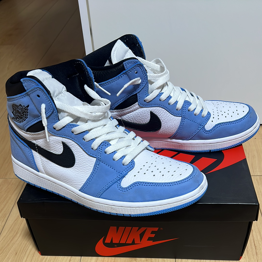Nike Air Jordan 1 High OG "University Blue"