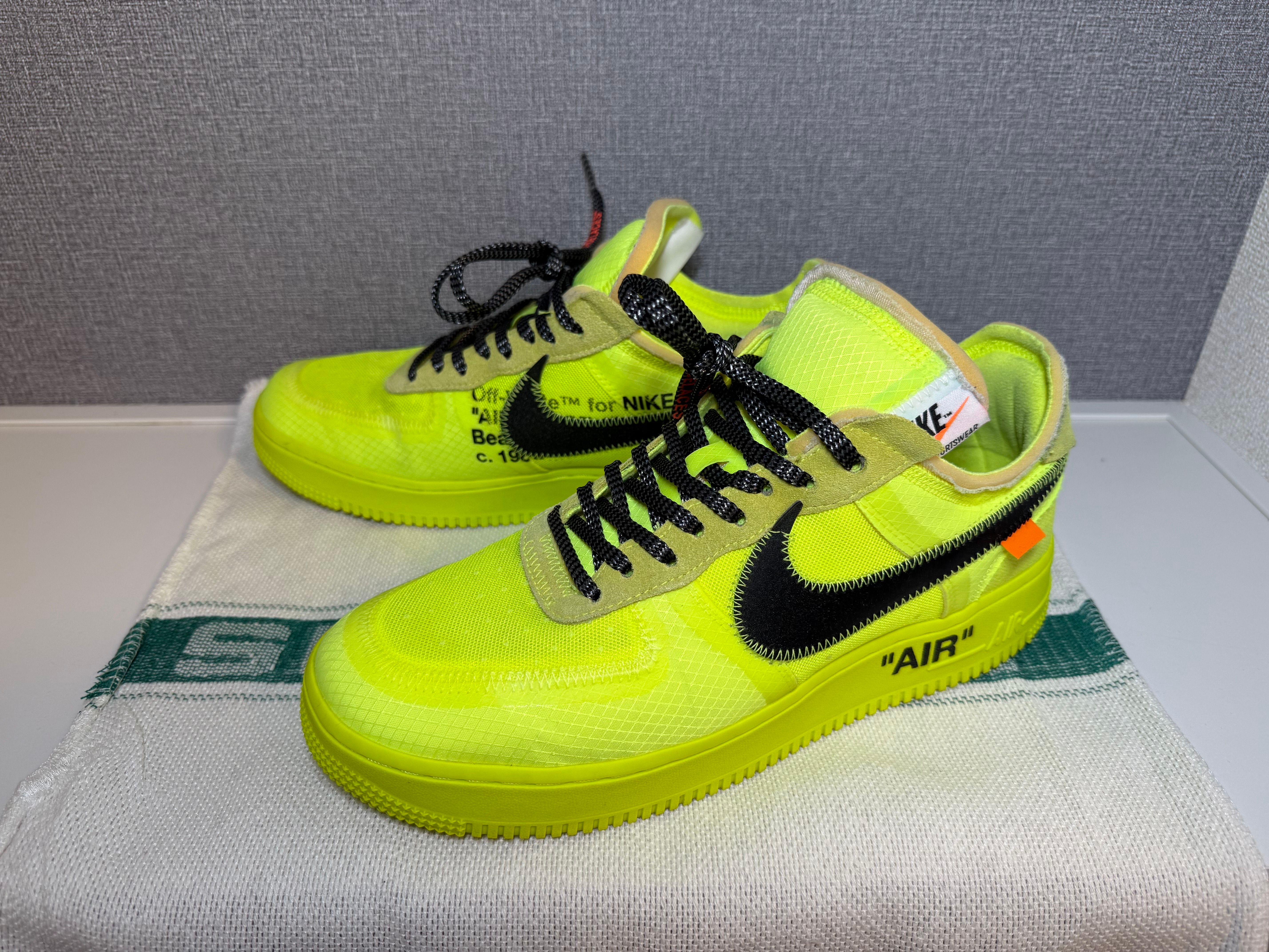 Off-White × Nike Air Force 1 Low "Volt"