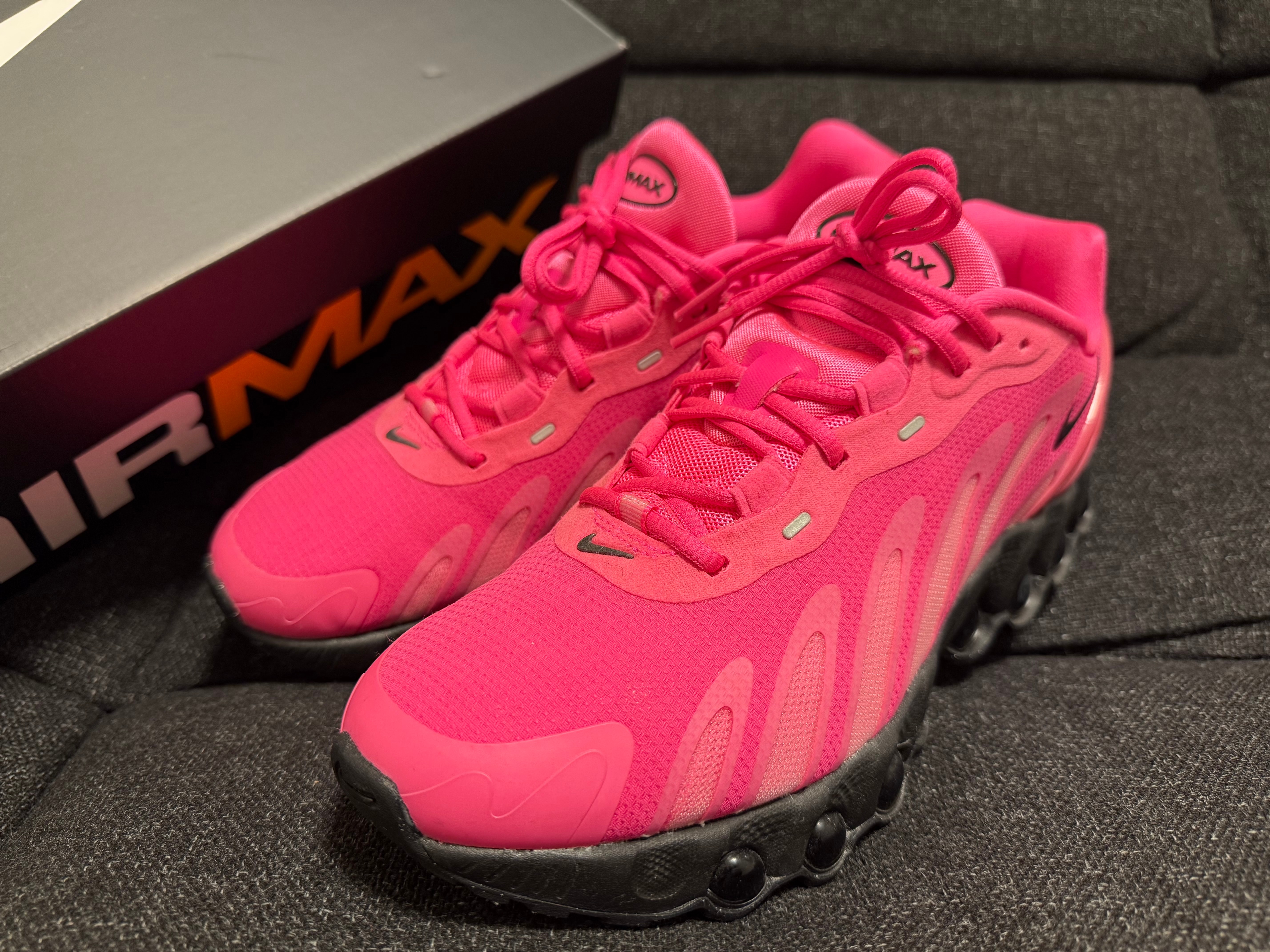 Nike Air Max DN8 "Hyper Pink"