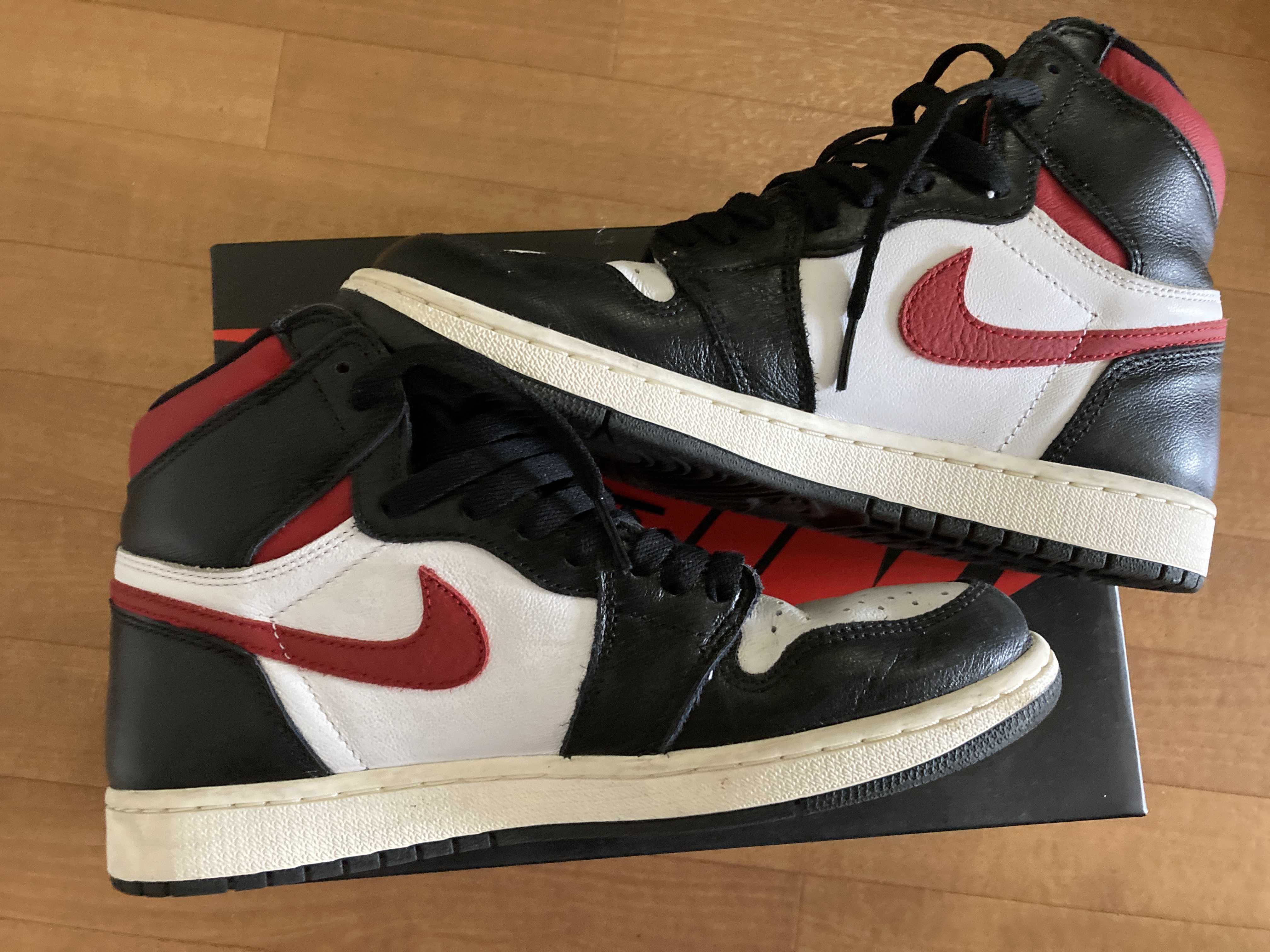 Nike Air Jordan 1 Retro High "Black/White/Sail/Gym Red"