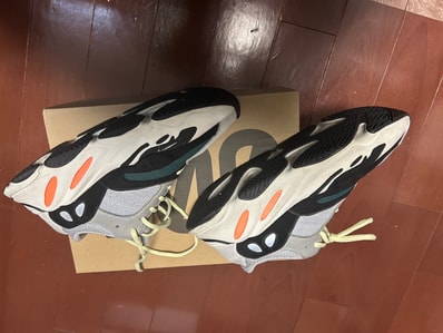 adidas YEEZY Boost 700 "Wave Runner"