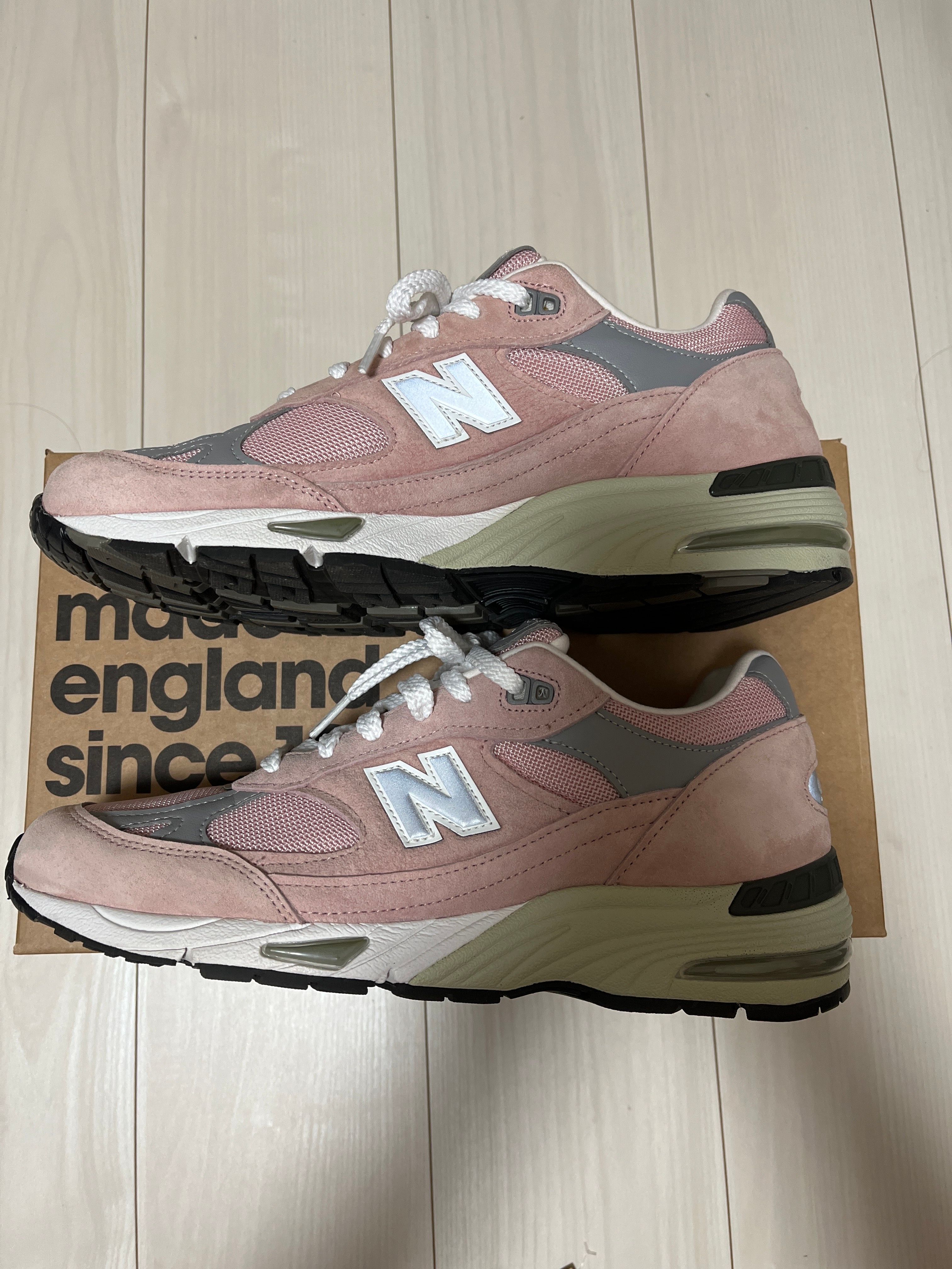 New Balance M991 PNK