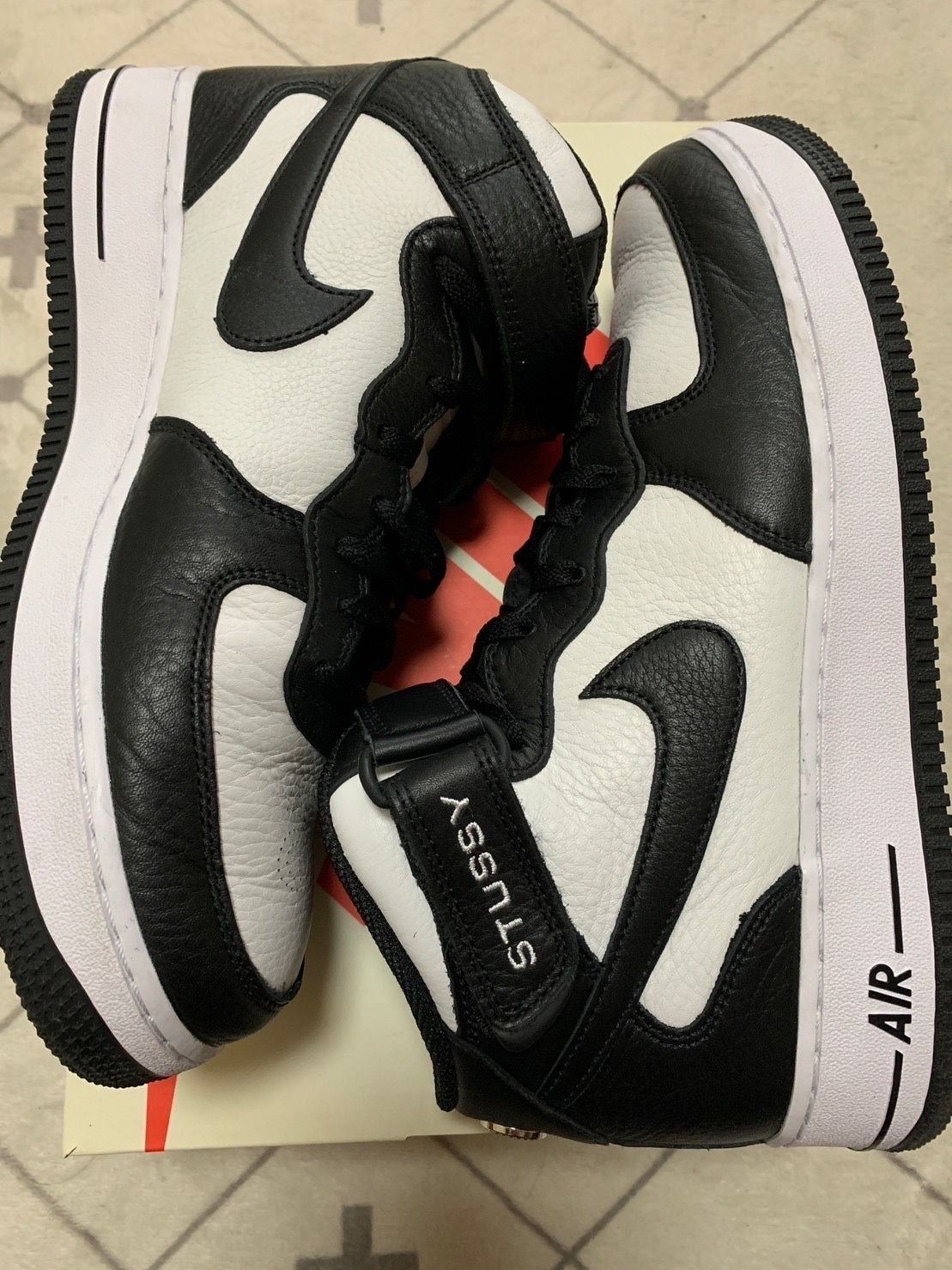 Stussy × Nike Air Force 1 Mid "Black and Light Bone"