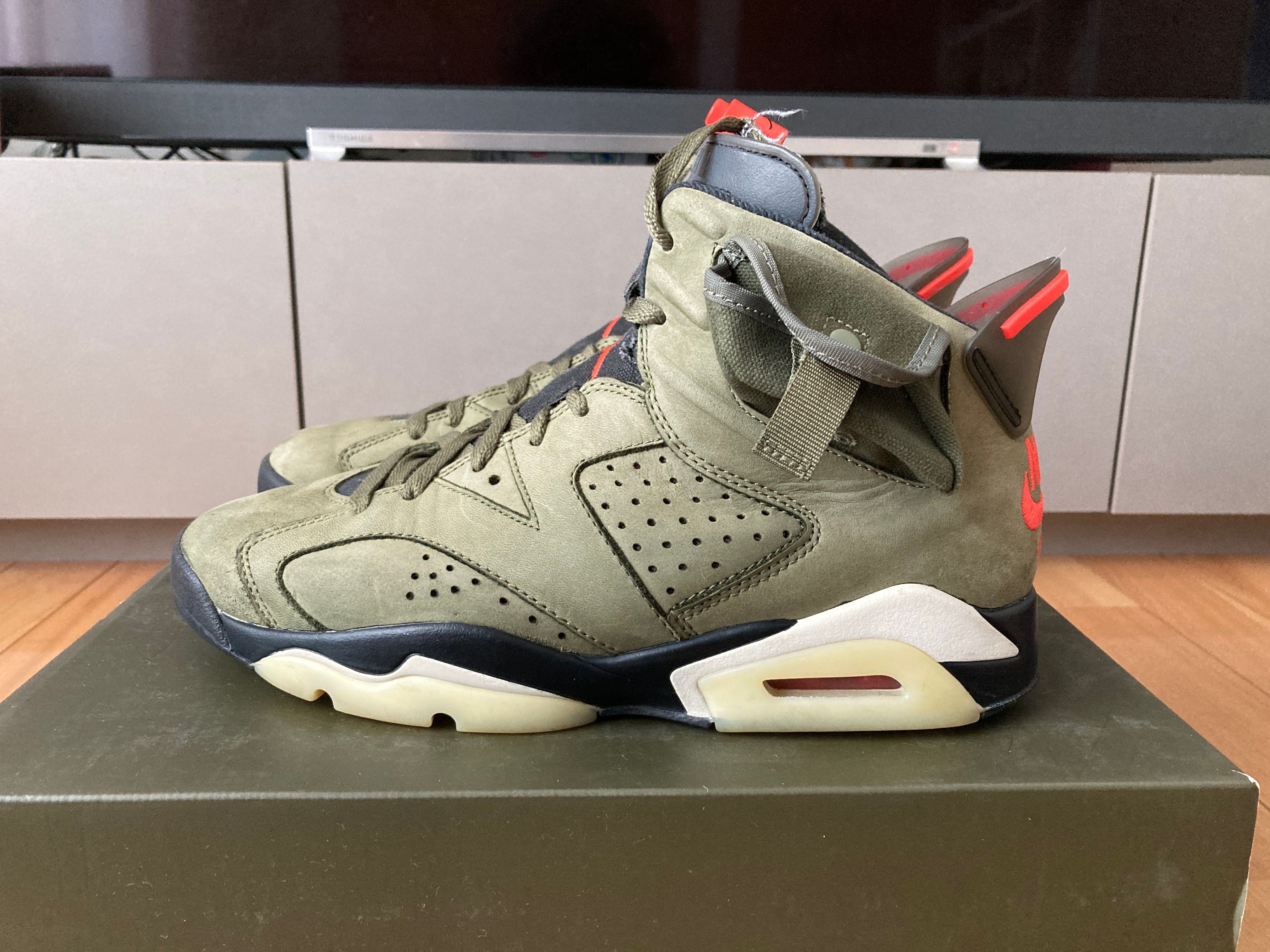 Travis Scott × Nike Air Jordan 6 Retro "Medium Olive"