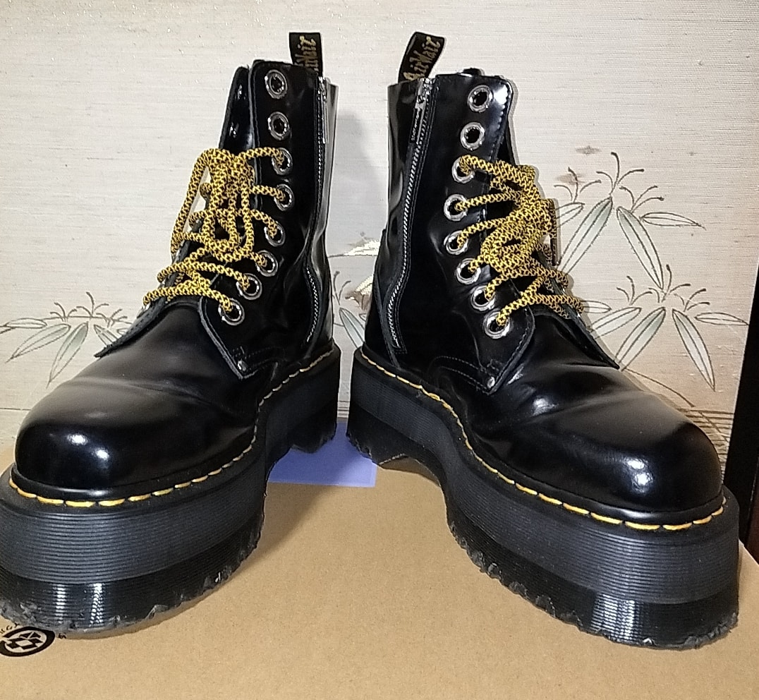 ドクターマーチン ジェイドン マックス 8ホール ブーツ "ブラック"