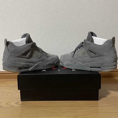 KAWS × Nike Air Jordan 4 Retro "Grey"