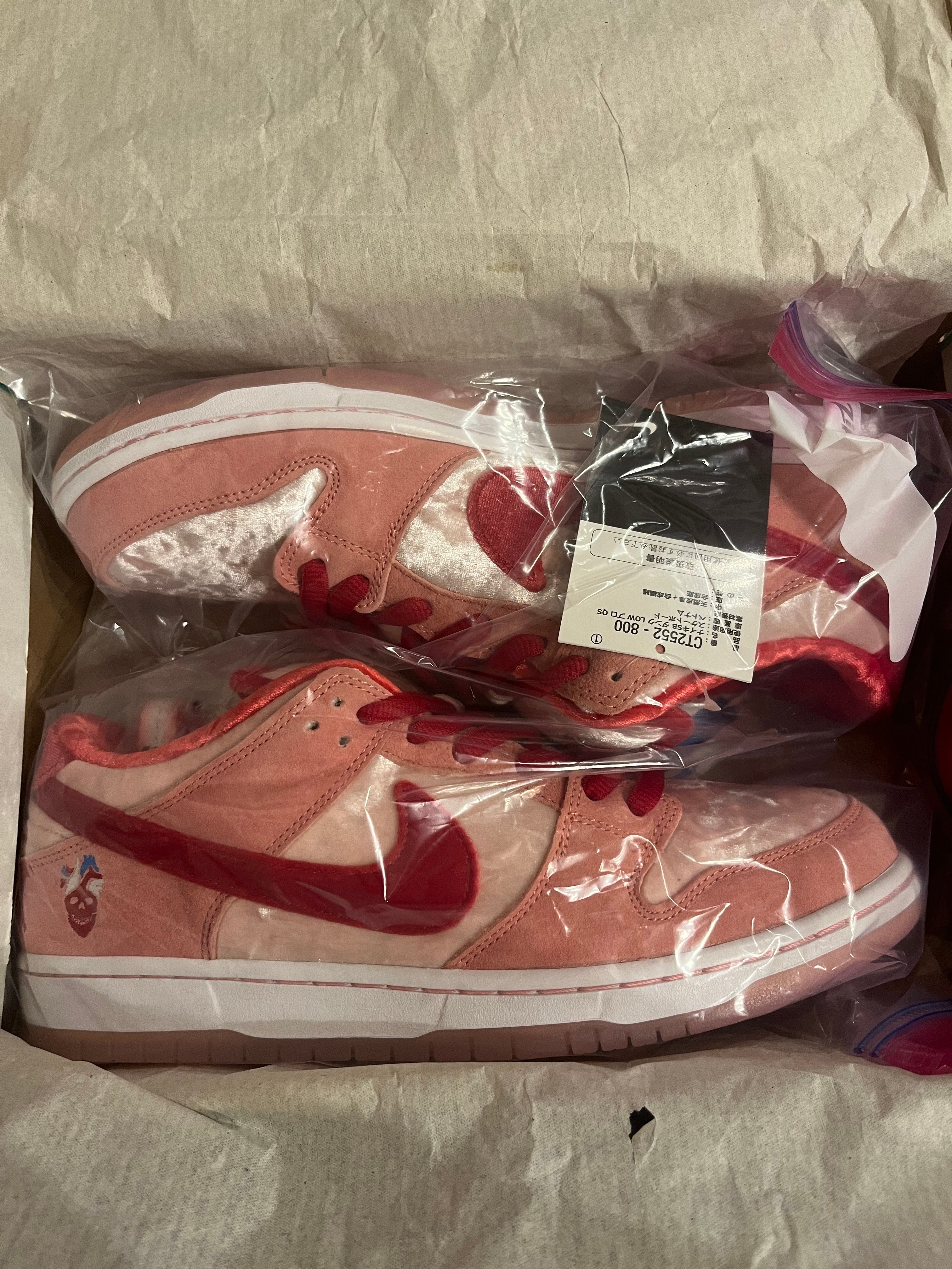 Strangelove × Nike SB Dunk Low "Valentine’s Day"