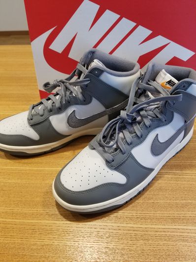 Nike Dunk High Retro SE Vintage "Light Bone and Tumbled Grey"