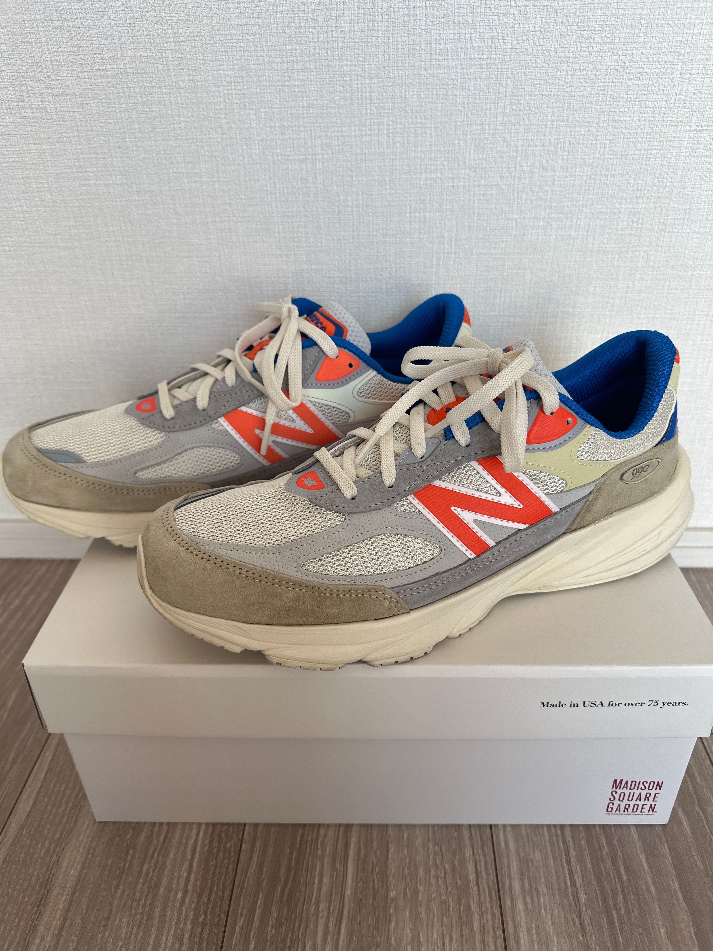 KITH × New Balance 990V6 Madison Square Garden "Sanddrift"