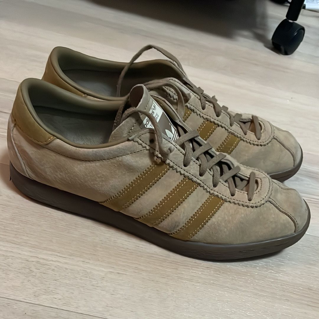 adidas Tobacco "Pantone/Mesa/Gum"