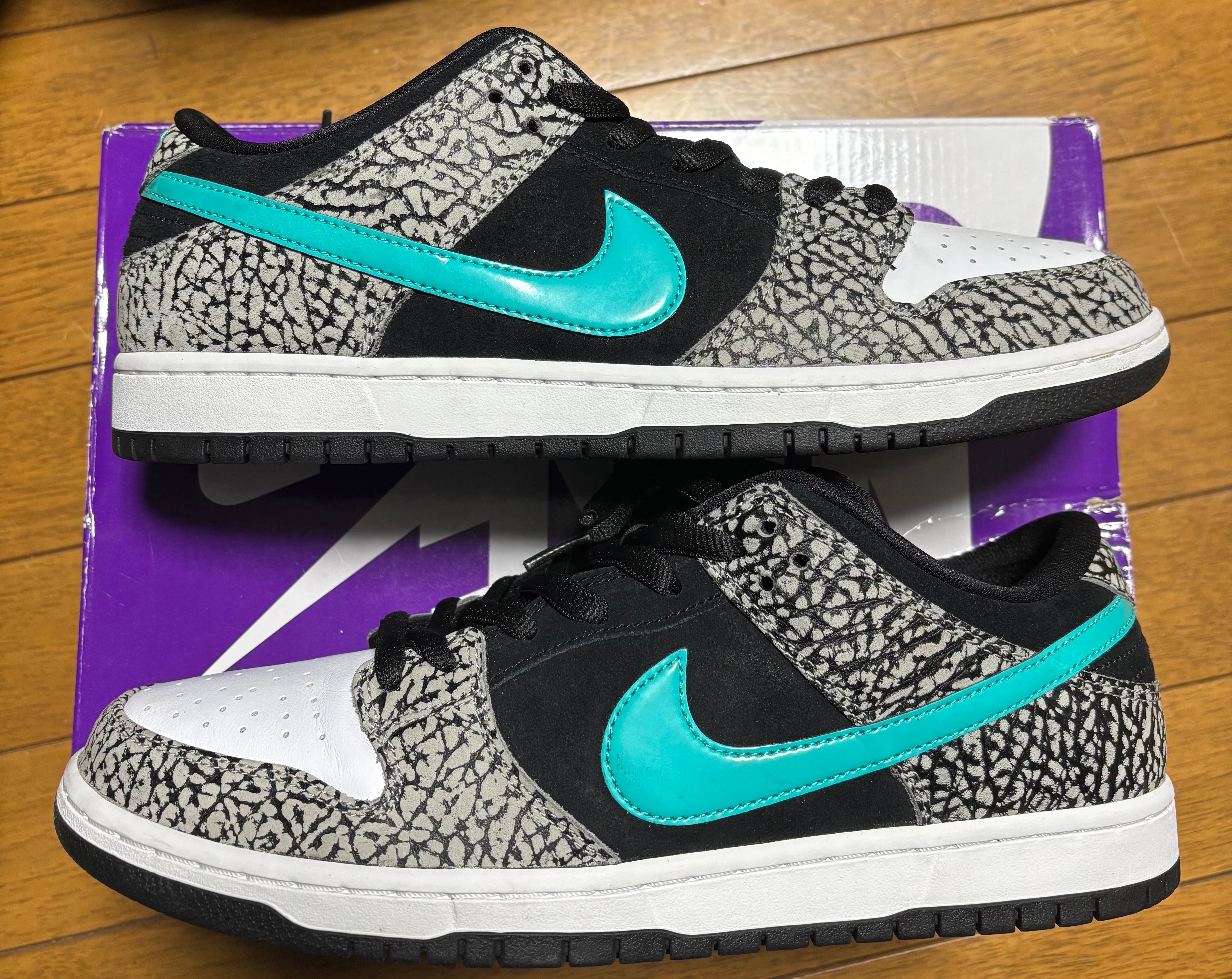 Nike SB Dunk Low "Elephant/Safari"