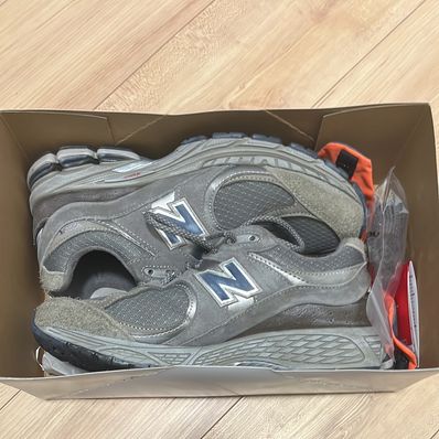 New Balance 2002R "Gray"