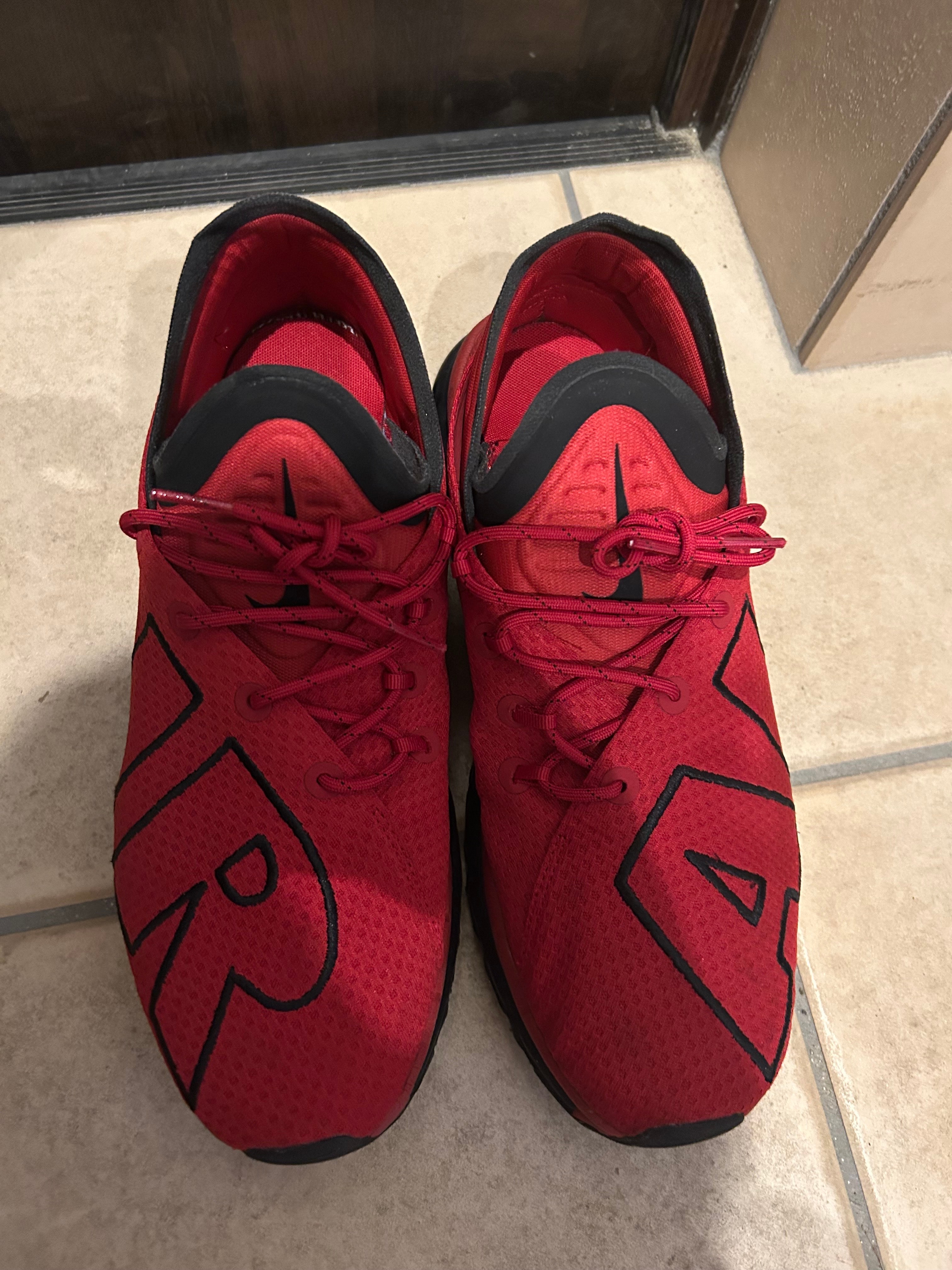 ナイキ エアマックス フレア "ジムレッド/ホワイト ブラック"