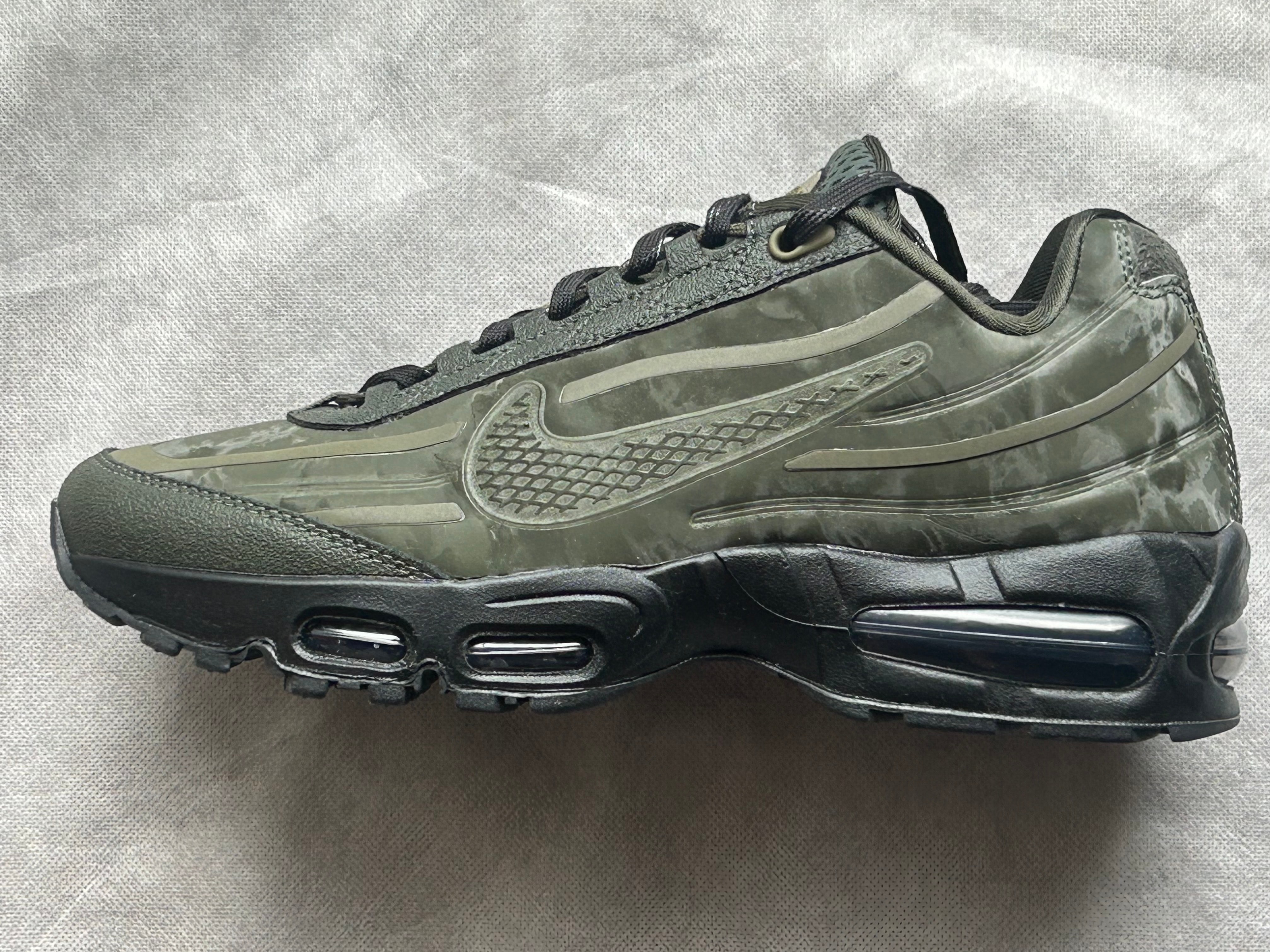 Worksout × Nike Air Max 95 Big Bubble "Uniform/Medium Olive and Sequoia"