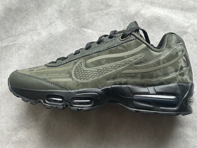 Worksout × Nike Air Max 95 Big Bubble "Uniform/Medium Olive and Sequoia"
