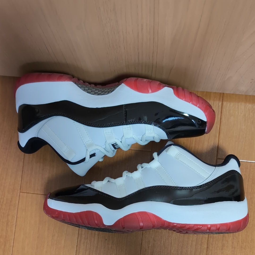 Nike Air Jordan 11 Low "Gym Red"