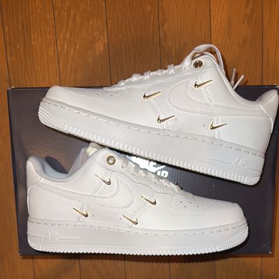 Nike Women's Air Force 1 '07 LX "Sail/Metallic Gold"