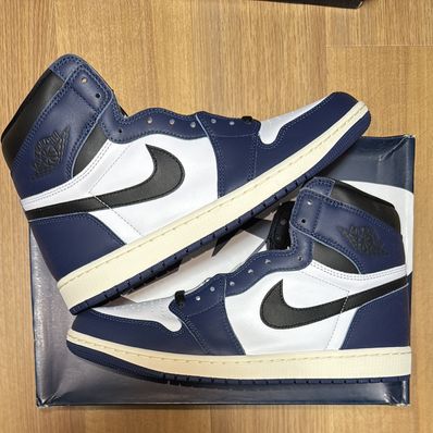 Nike Air Jordan 1 Retro High OG "Midnight Navy"