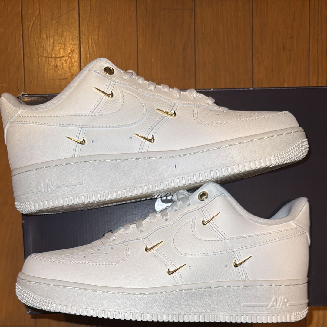 Nike Women's Air Force 1 '07 LX "Sail/Metallic Gold"