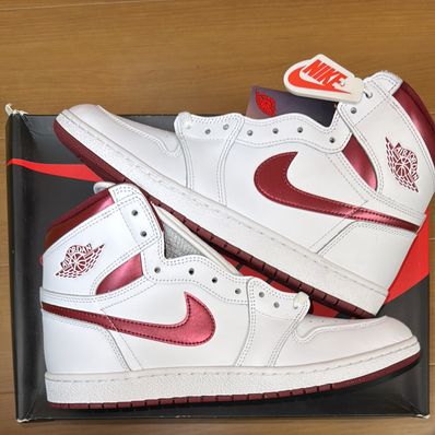 Nike Air Jordan 1 High '85 "Metallic Burgundy"