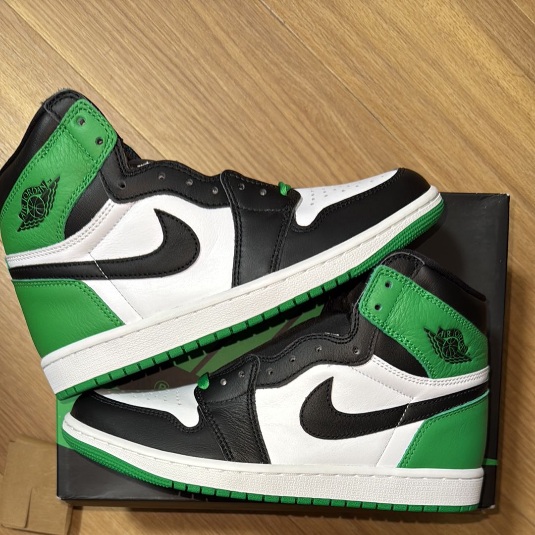 Nike Air Jordan 1 Retro High OG "Celtics/Black and Lucky Green" (2023)