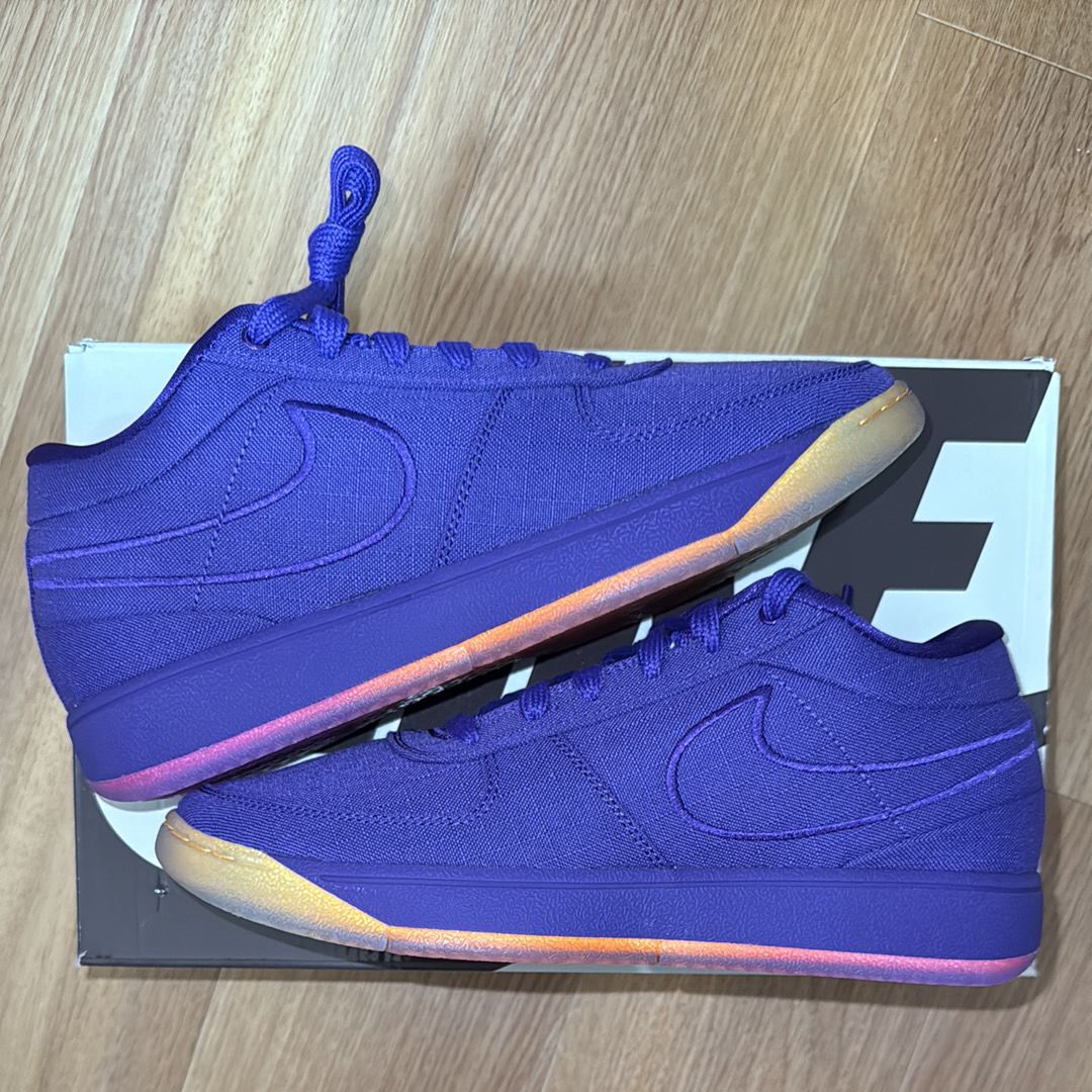 Nike Book 1 