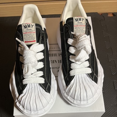 Maison MIHARA YASUHIRO BLAKEY OG Sole Canvas Low-top Sneaker "Black" (A08FW735)