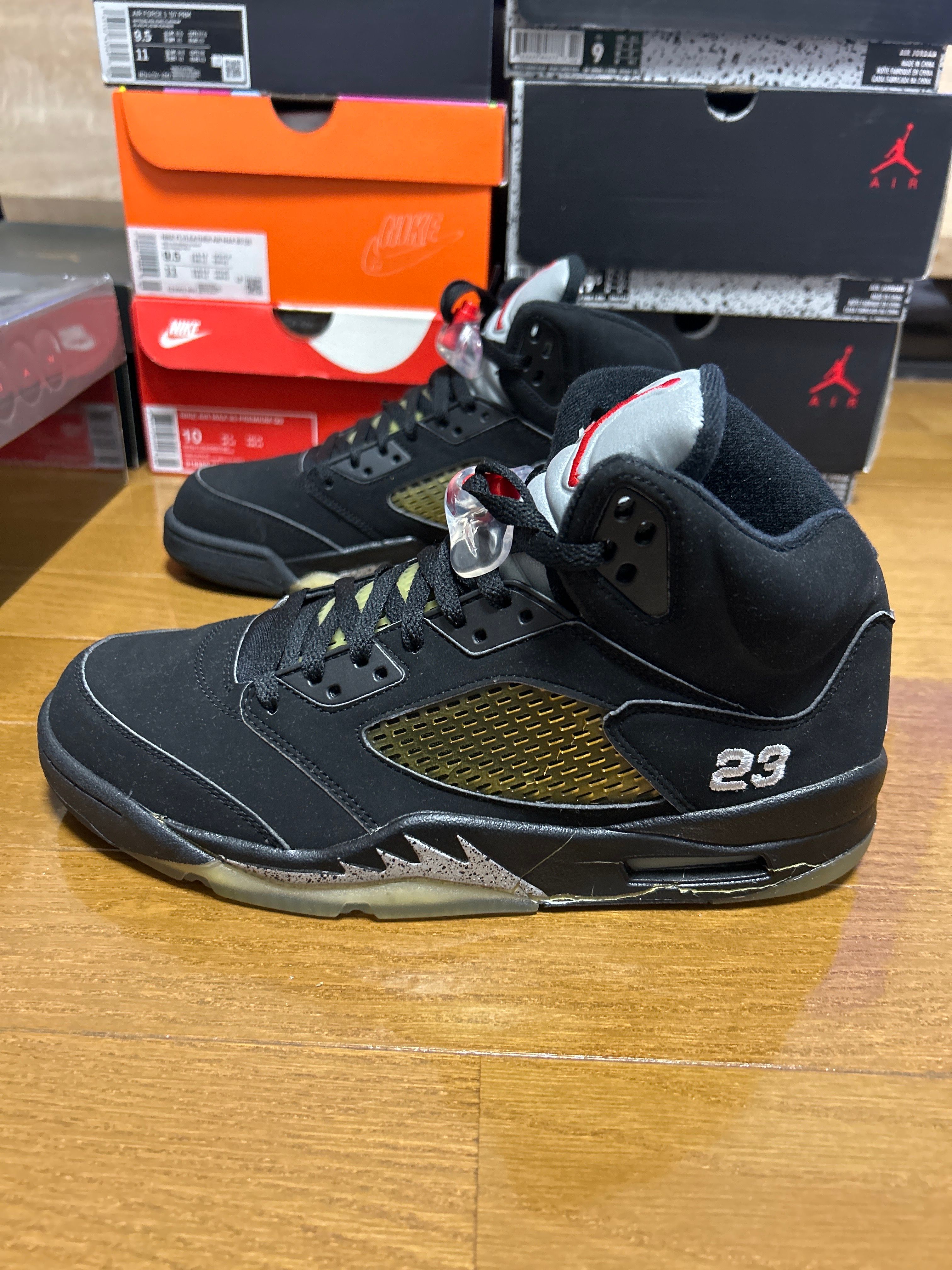 NIKE AIR JORDAN 5 RETRO BLACK METALLIC (2007)