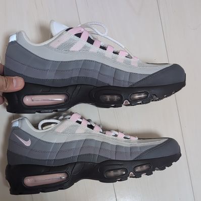 Nike Air Max 95 "Gunsmoke/Pink Foam"