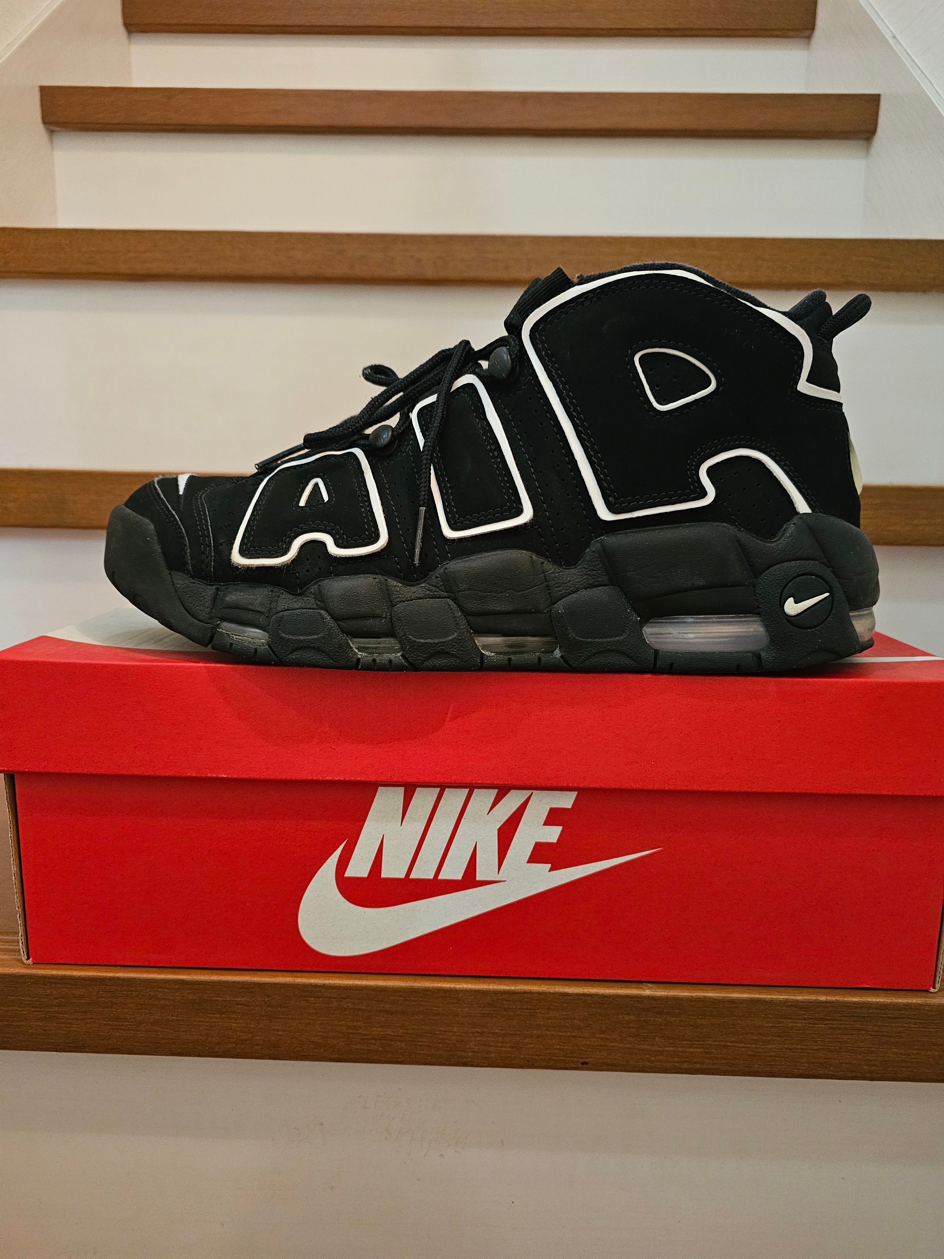 Air More Uptempo 中古一覧 | スニーカーダンク 