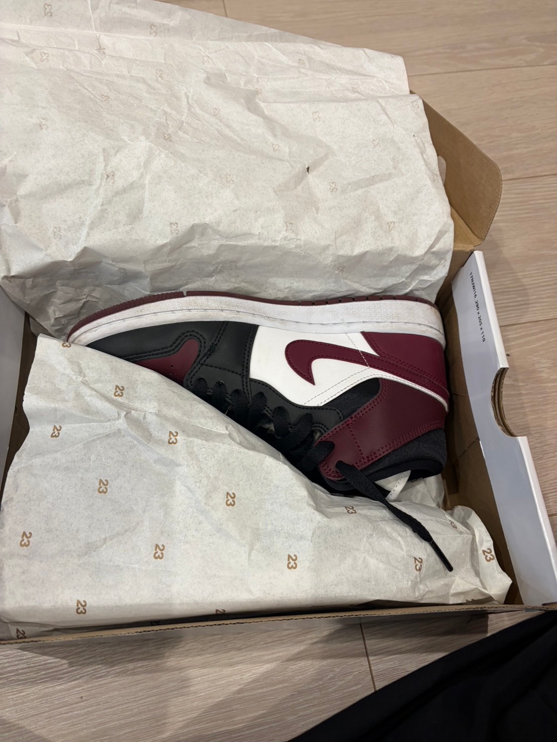 Nike Women's Air Jordan 1 Mid "Dark Beetroot"