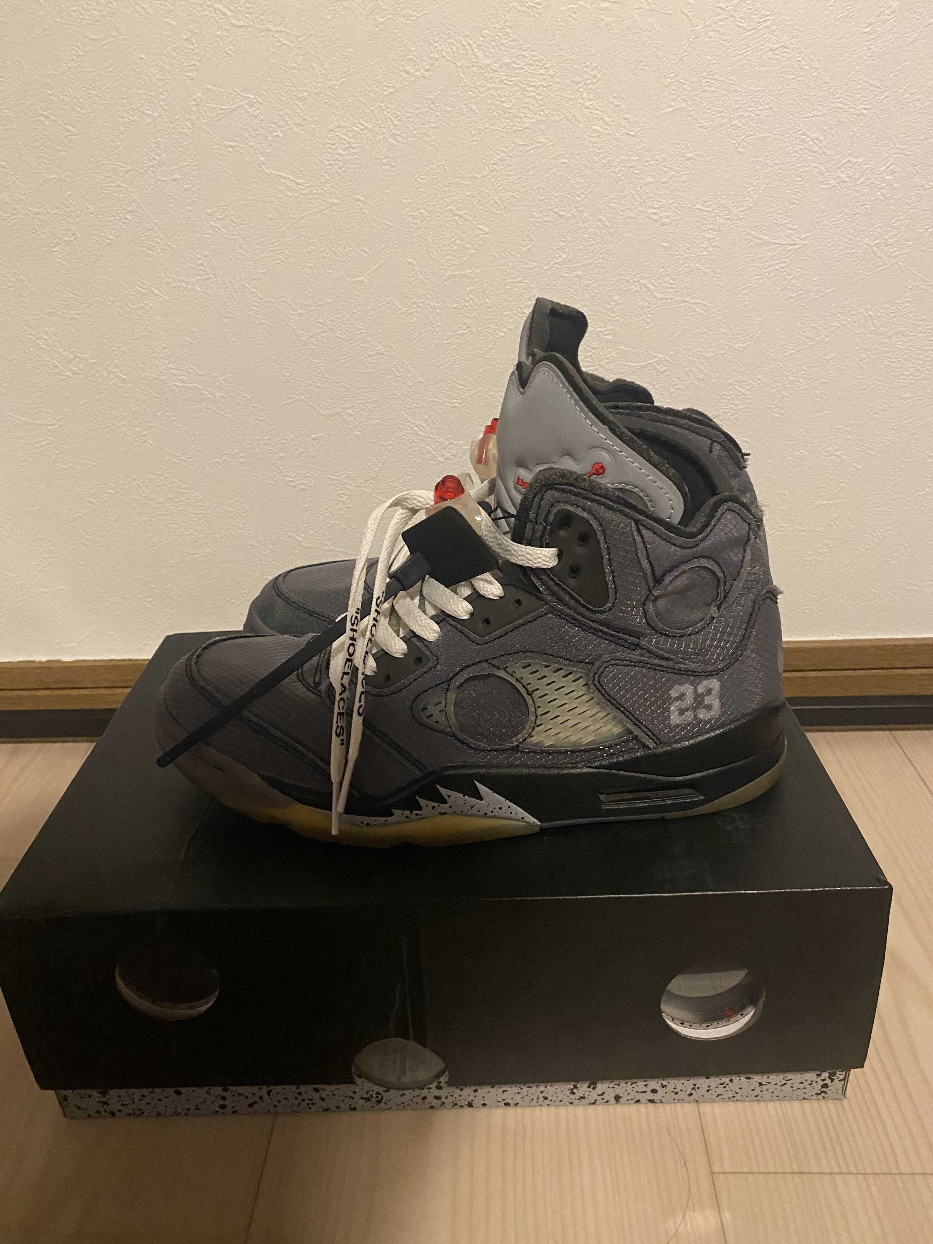 Off-White × Nike Air Jordan 5 "Black/Muslin/Fire Red"